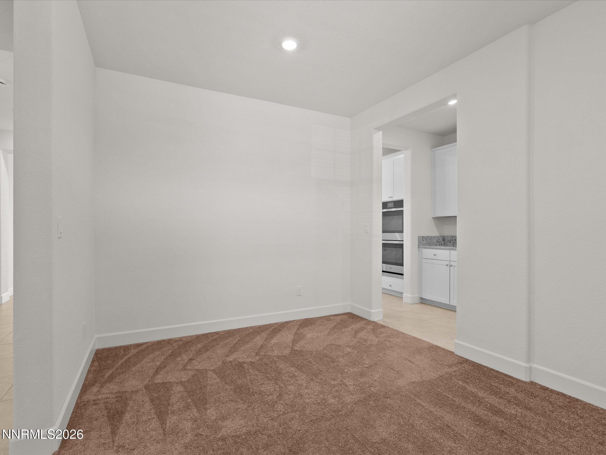 622 W Equinox Peak Court