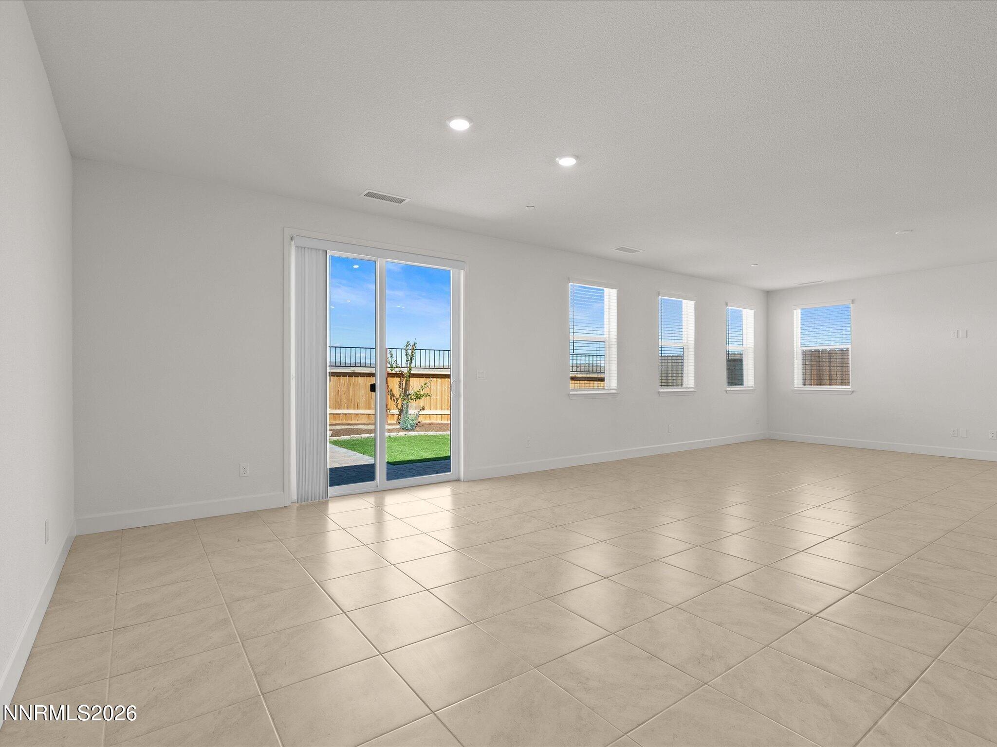 622 W Equinox Peak Court