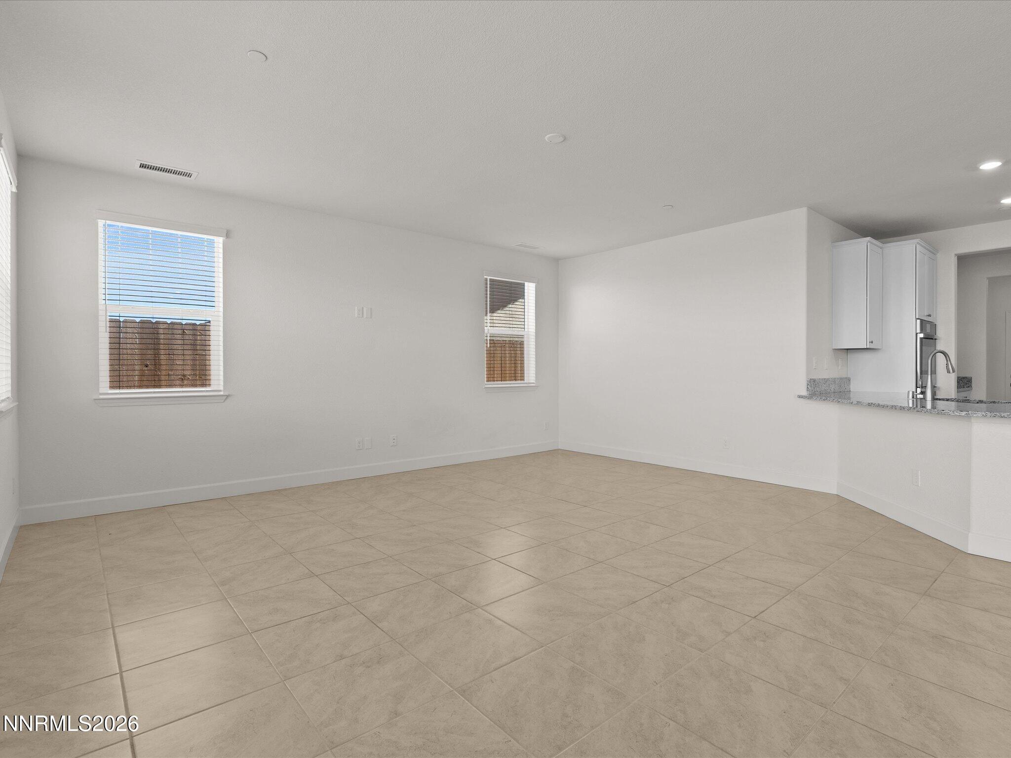 622 W Equinox Peak Court