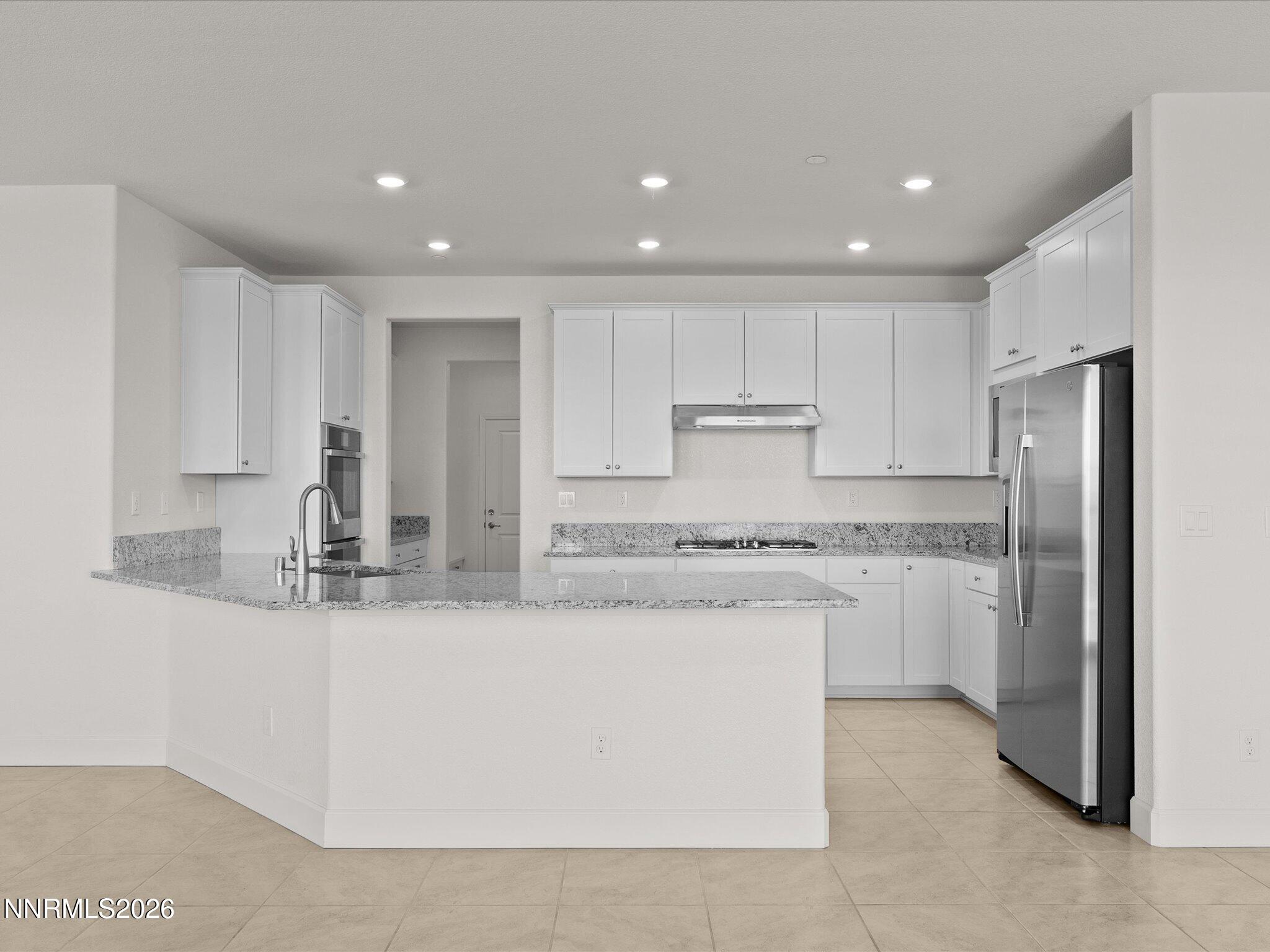 622 W Equinox Peak Court