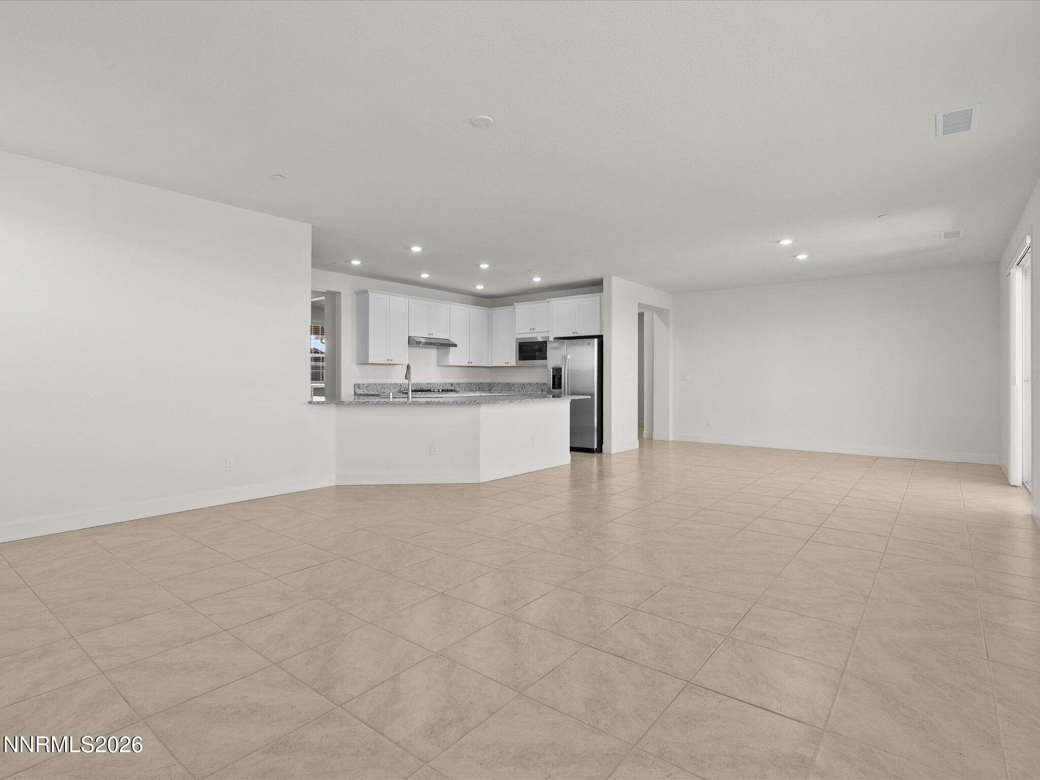 622 W Equinox Peak Court