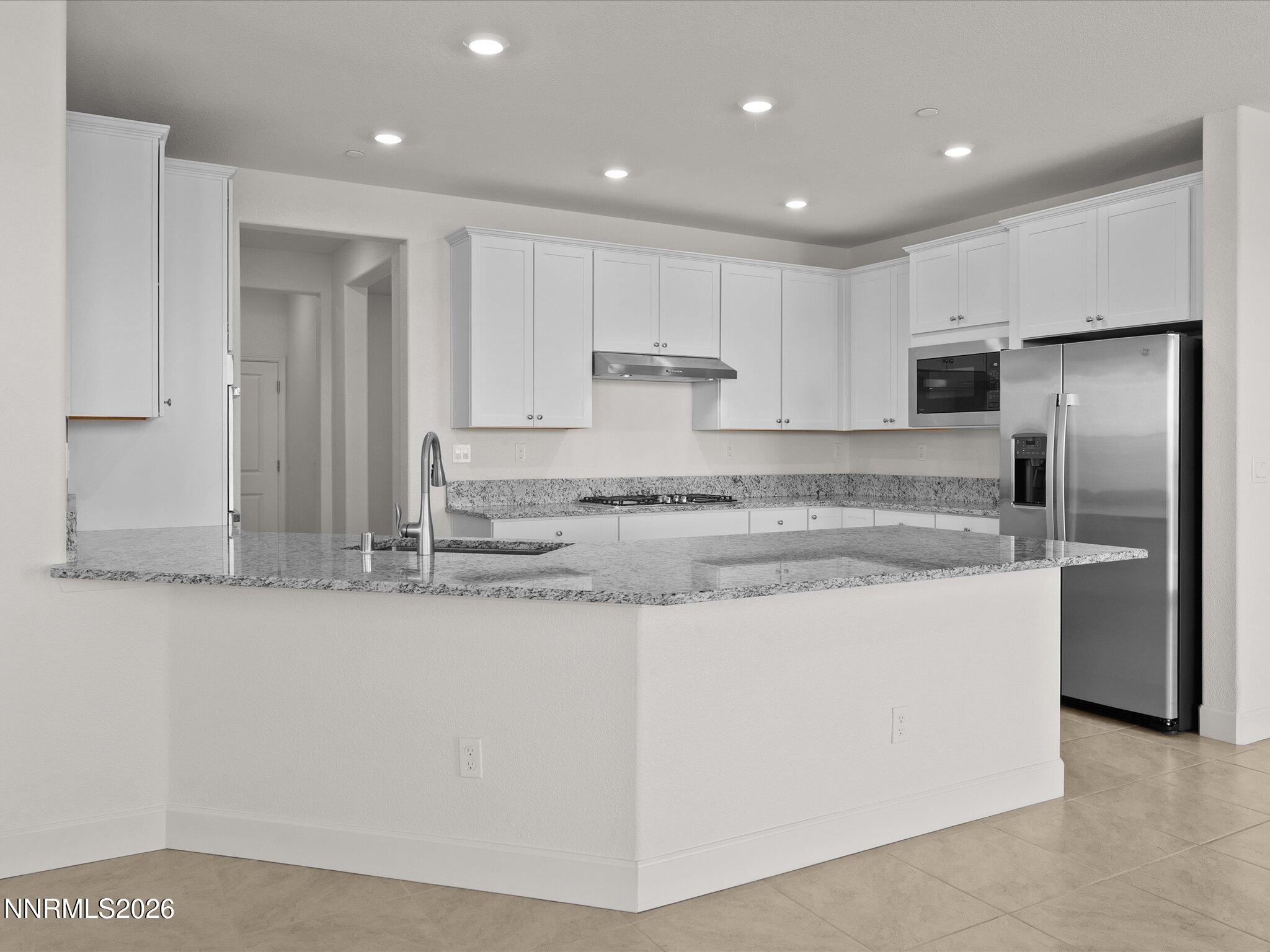 622 W Equinox Peak Court