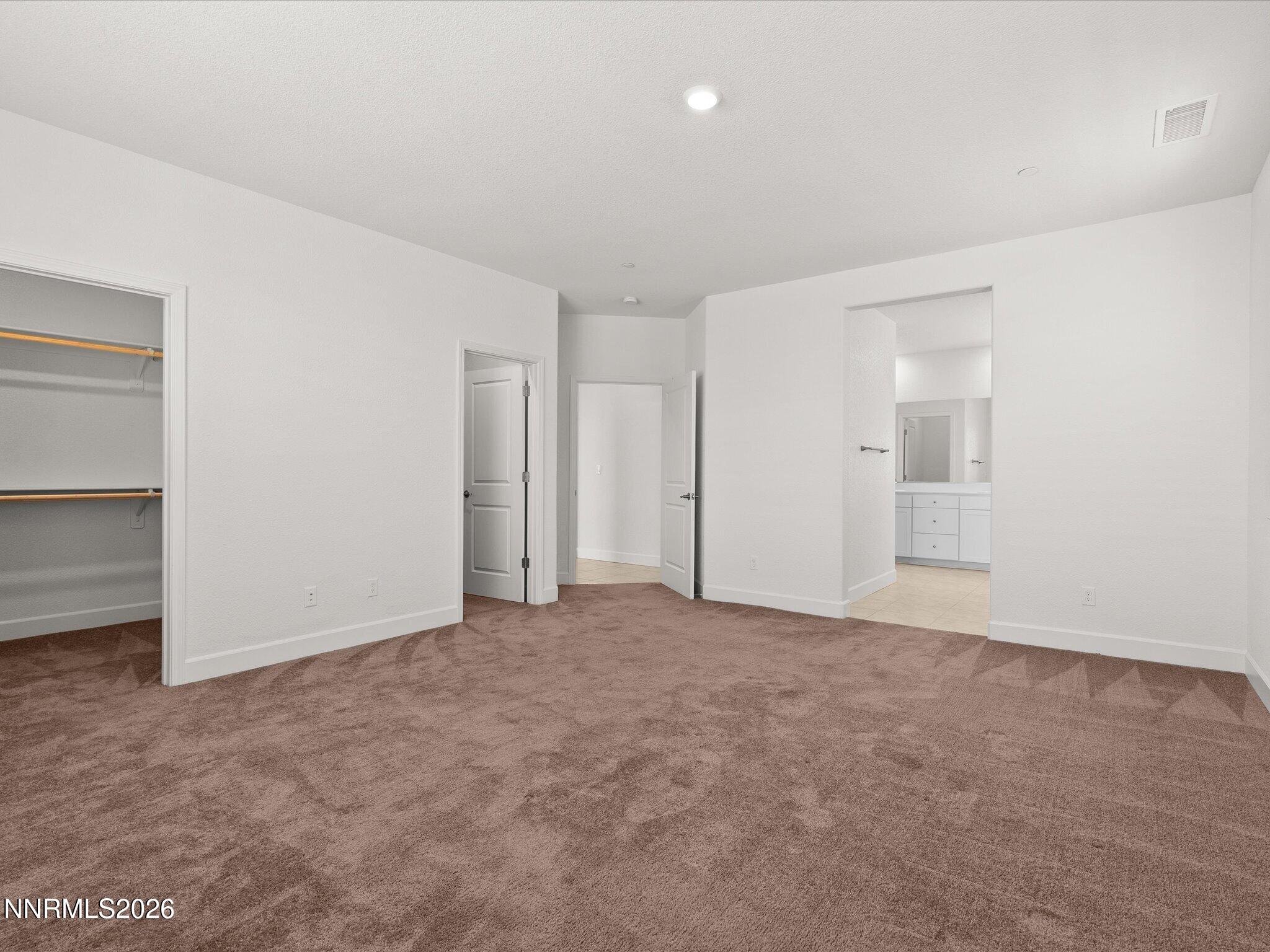 622 W Equinox Peak Court
