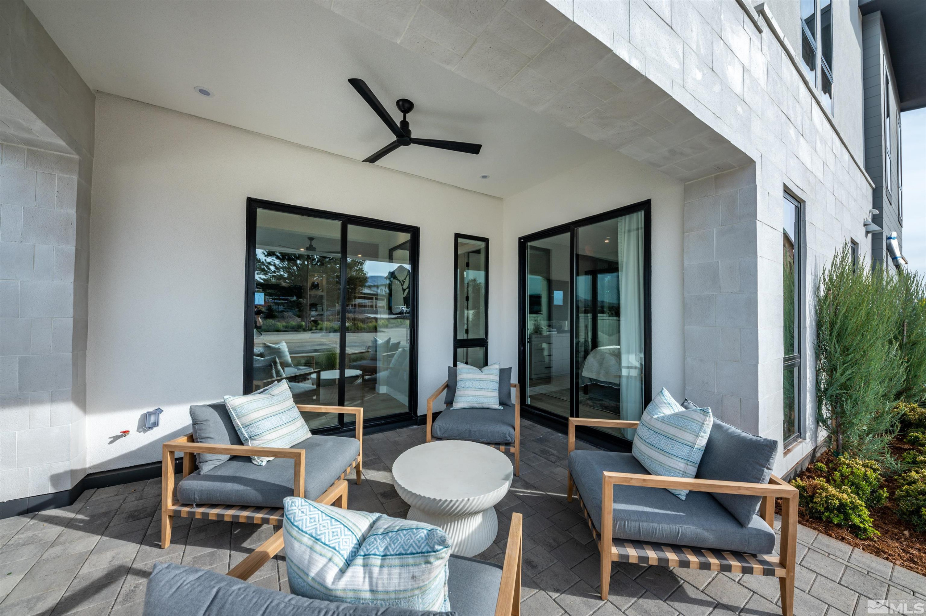 85 Caballada Street