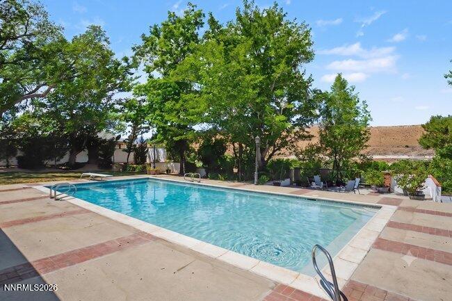 4755 Canyon Drive