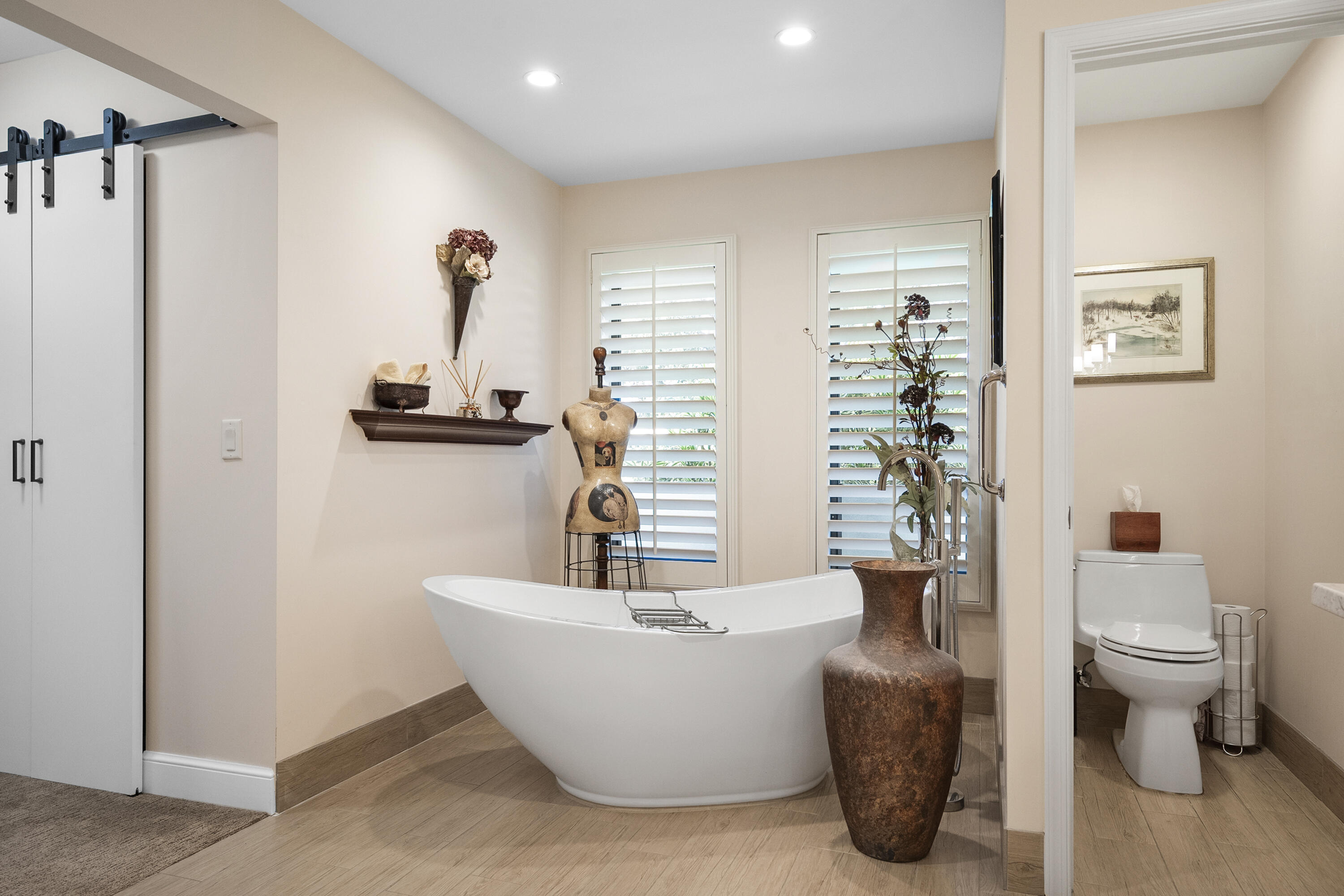 4528 SW Fenwick Lane