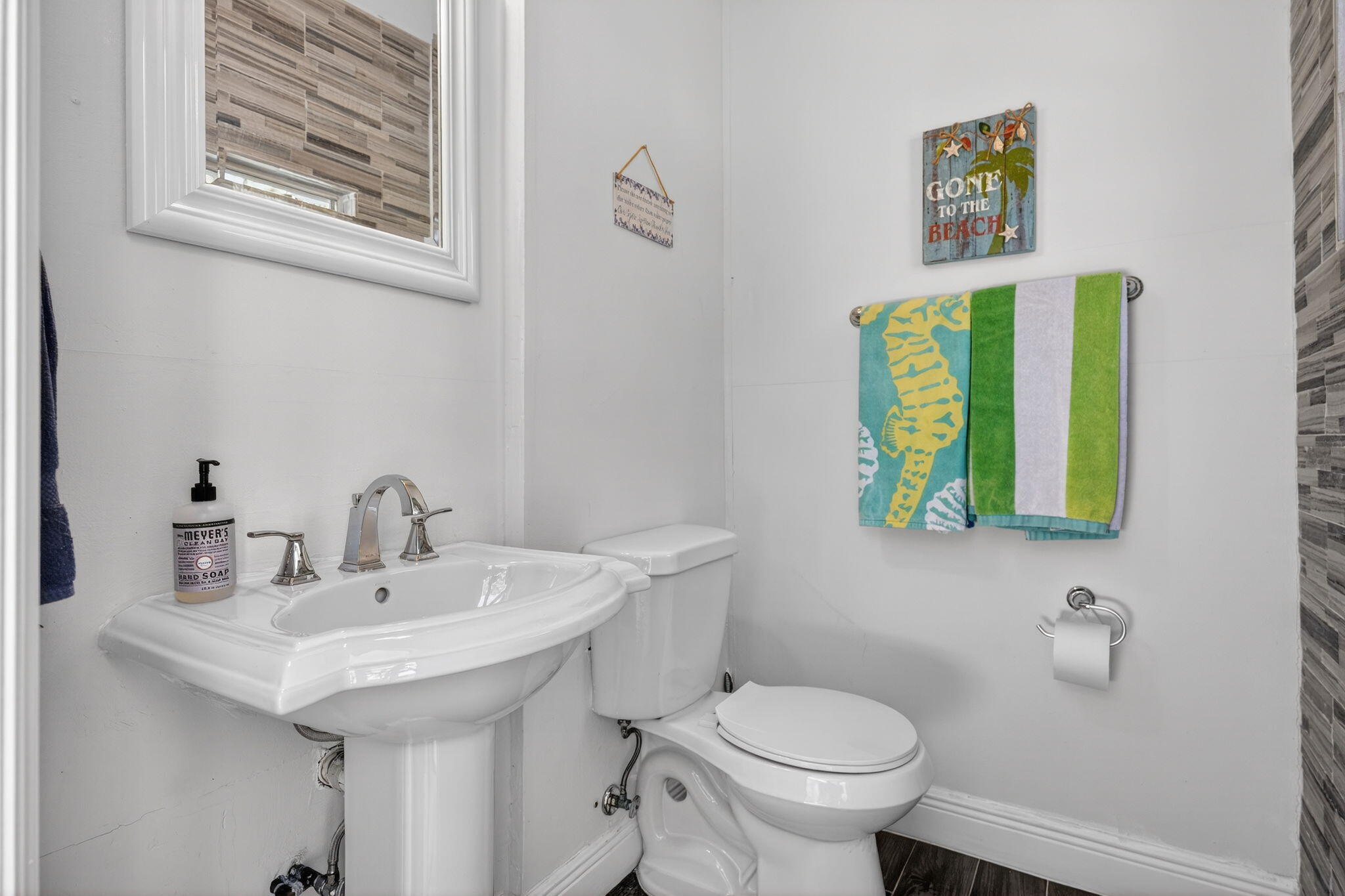 9417 Whippoorwill Trail, Farms