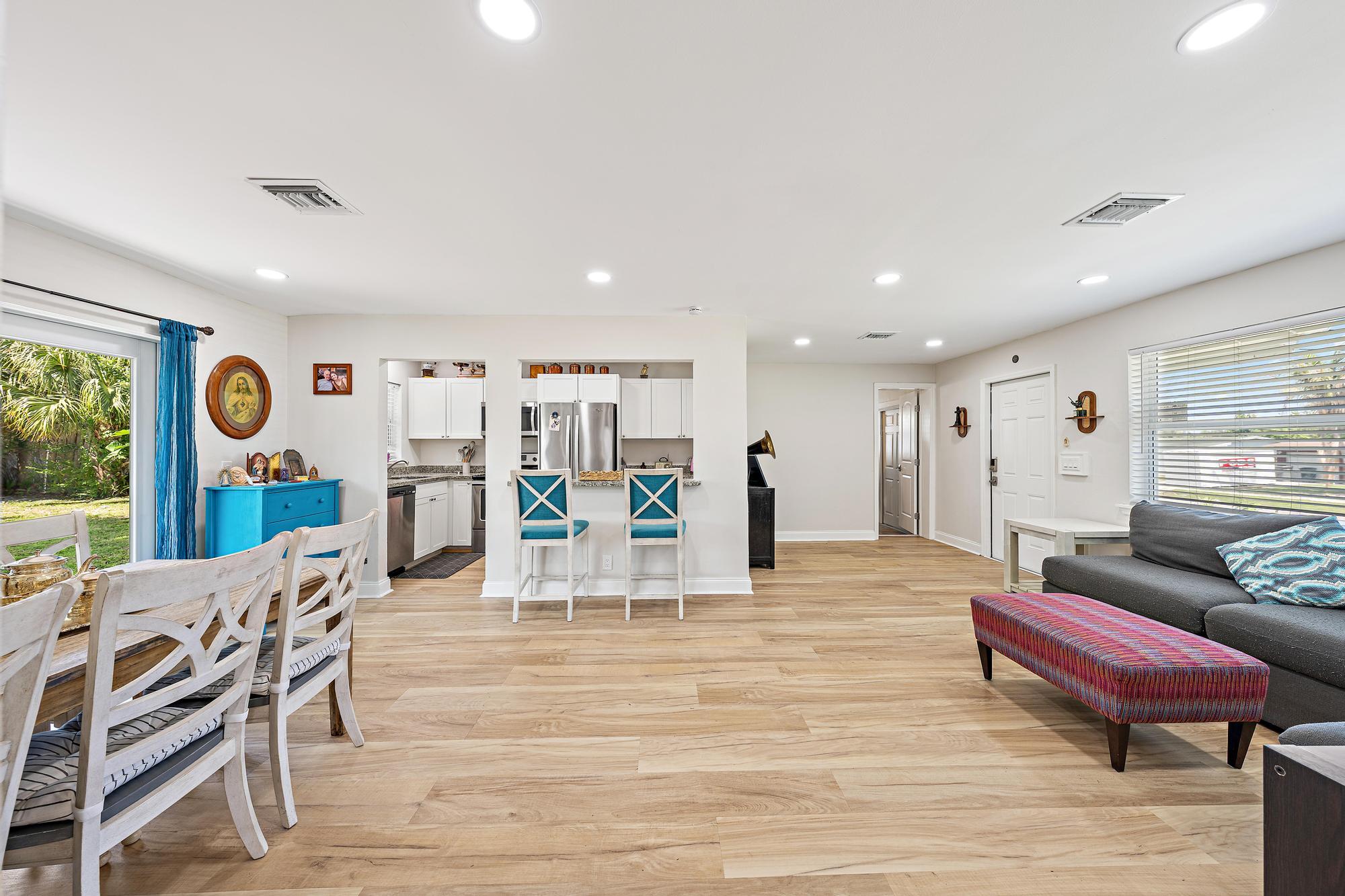 12015 Colony Avenue | Palm Beach Gardens, Florida