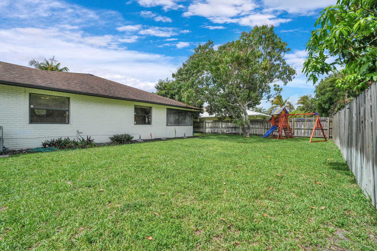107 Segovia Avenue