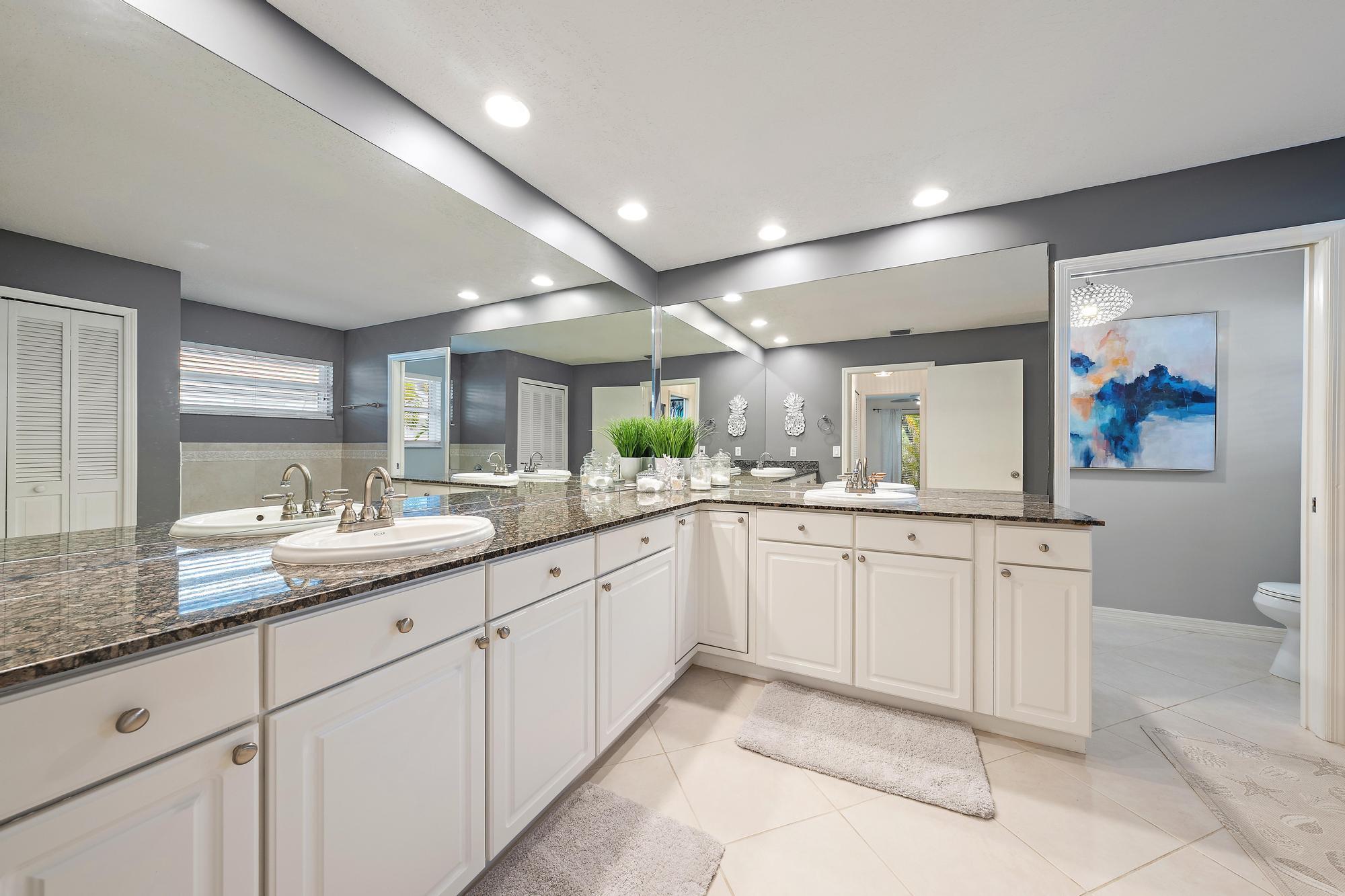 6462 Winding Lake Drive