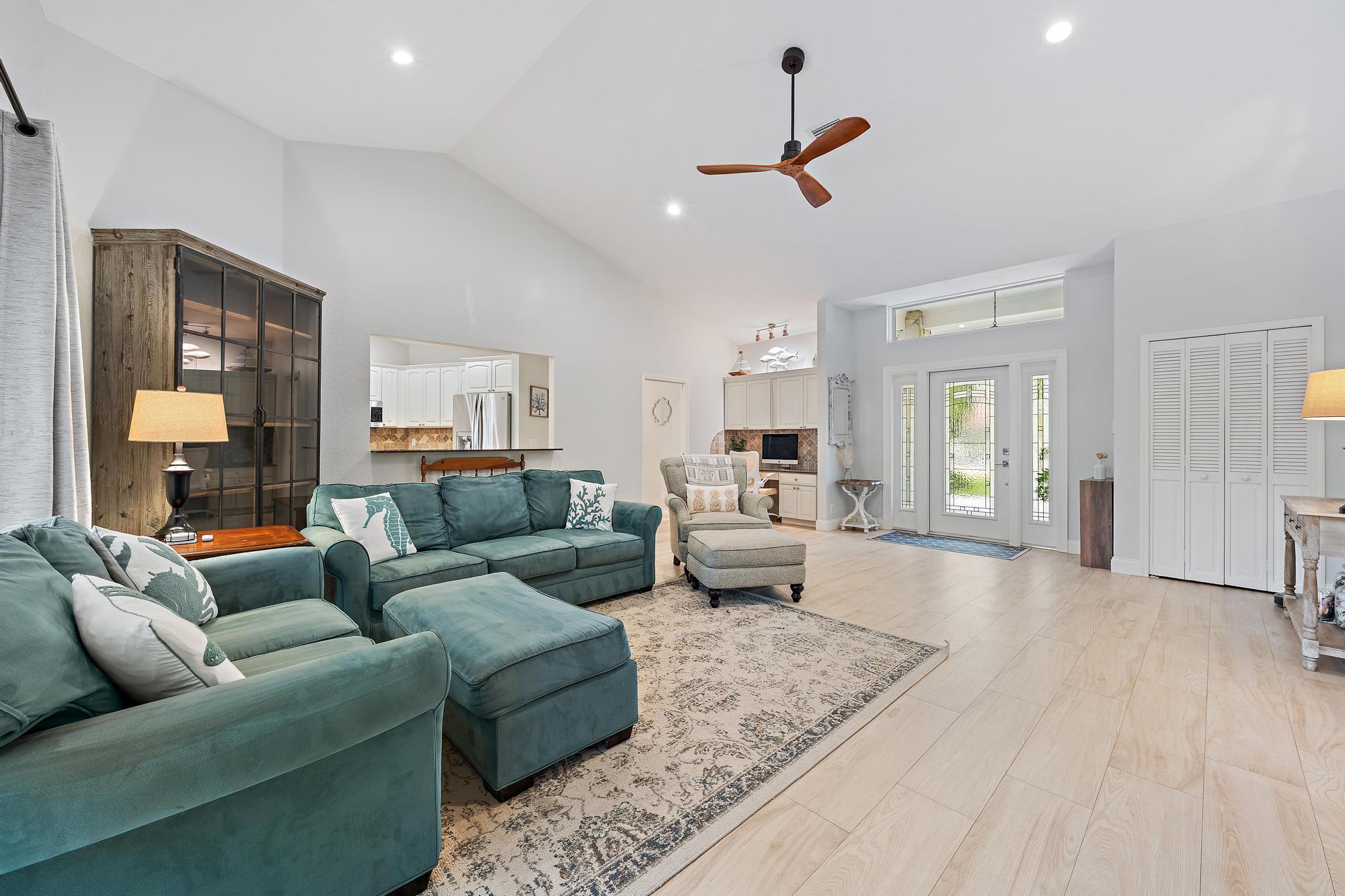 6462 Winding Lake Drive