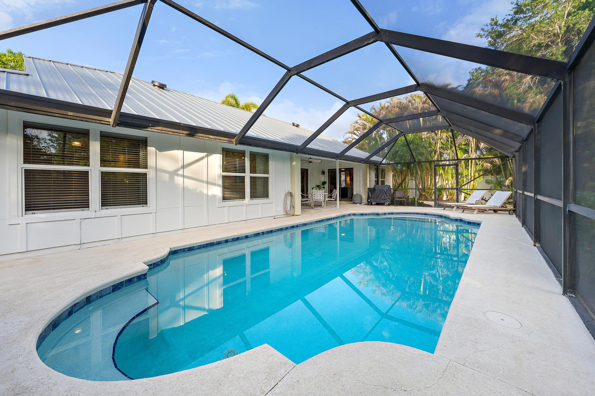 6462 Winding Lake Drive