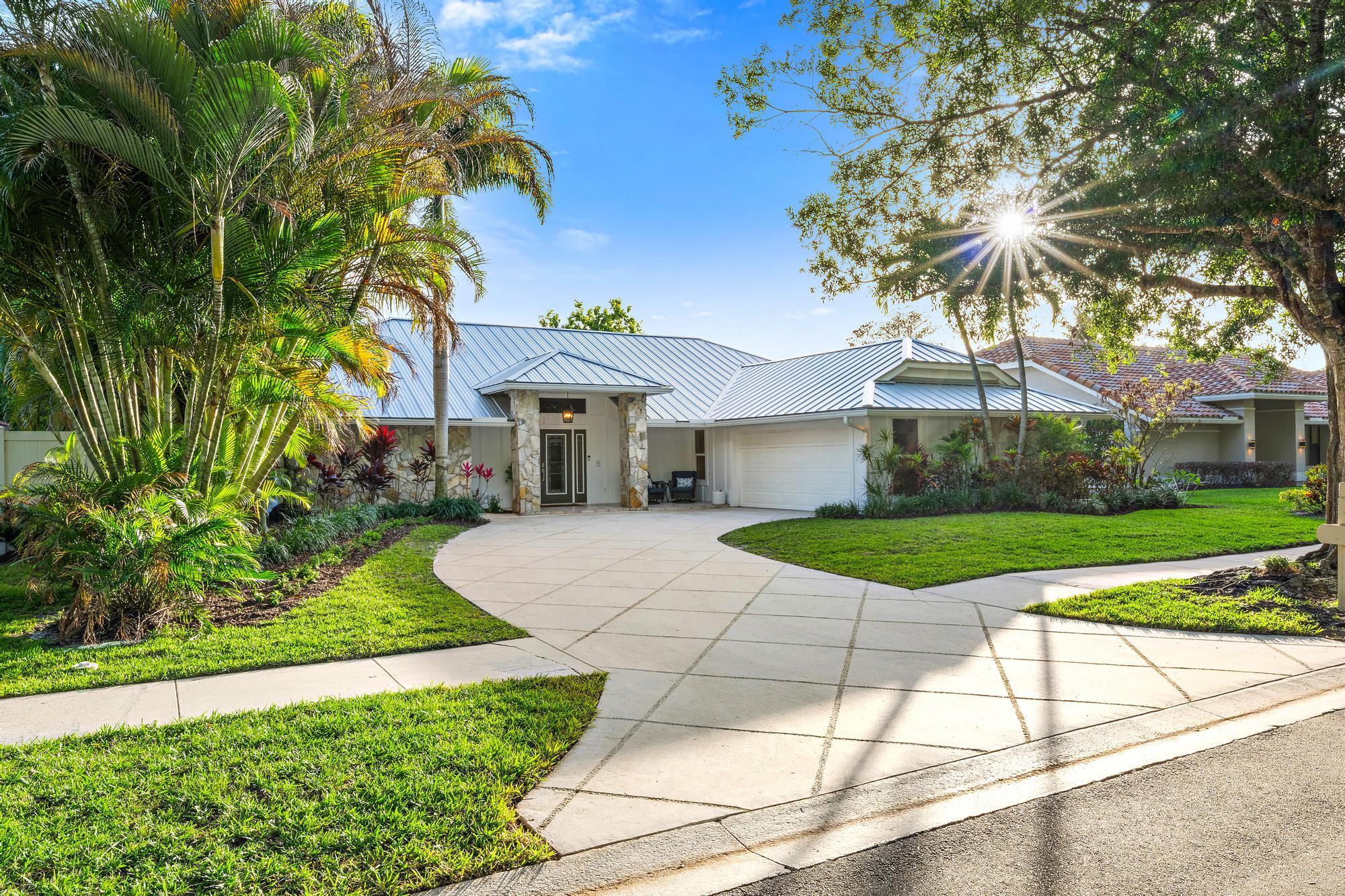6462 Winding Lake Drive