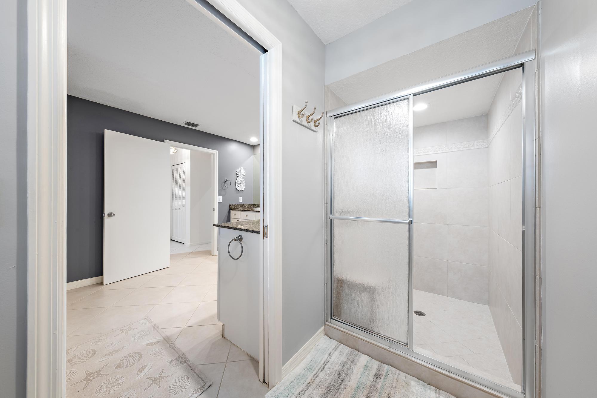 6462 Winding Lake Drive