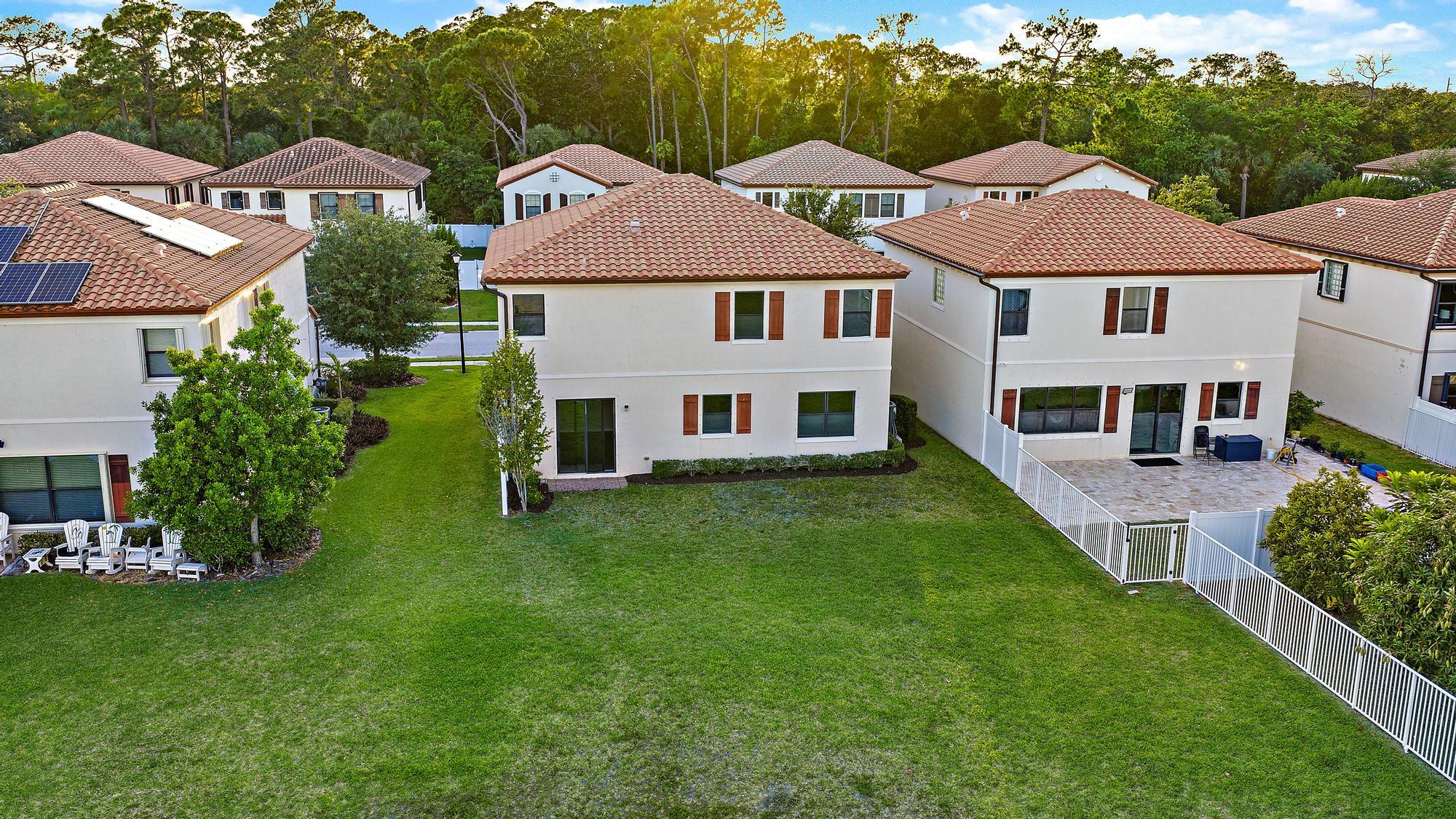 6009 Night Heron Court | Greenacres, Florida