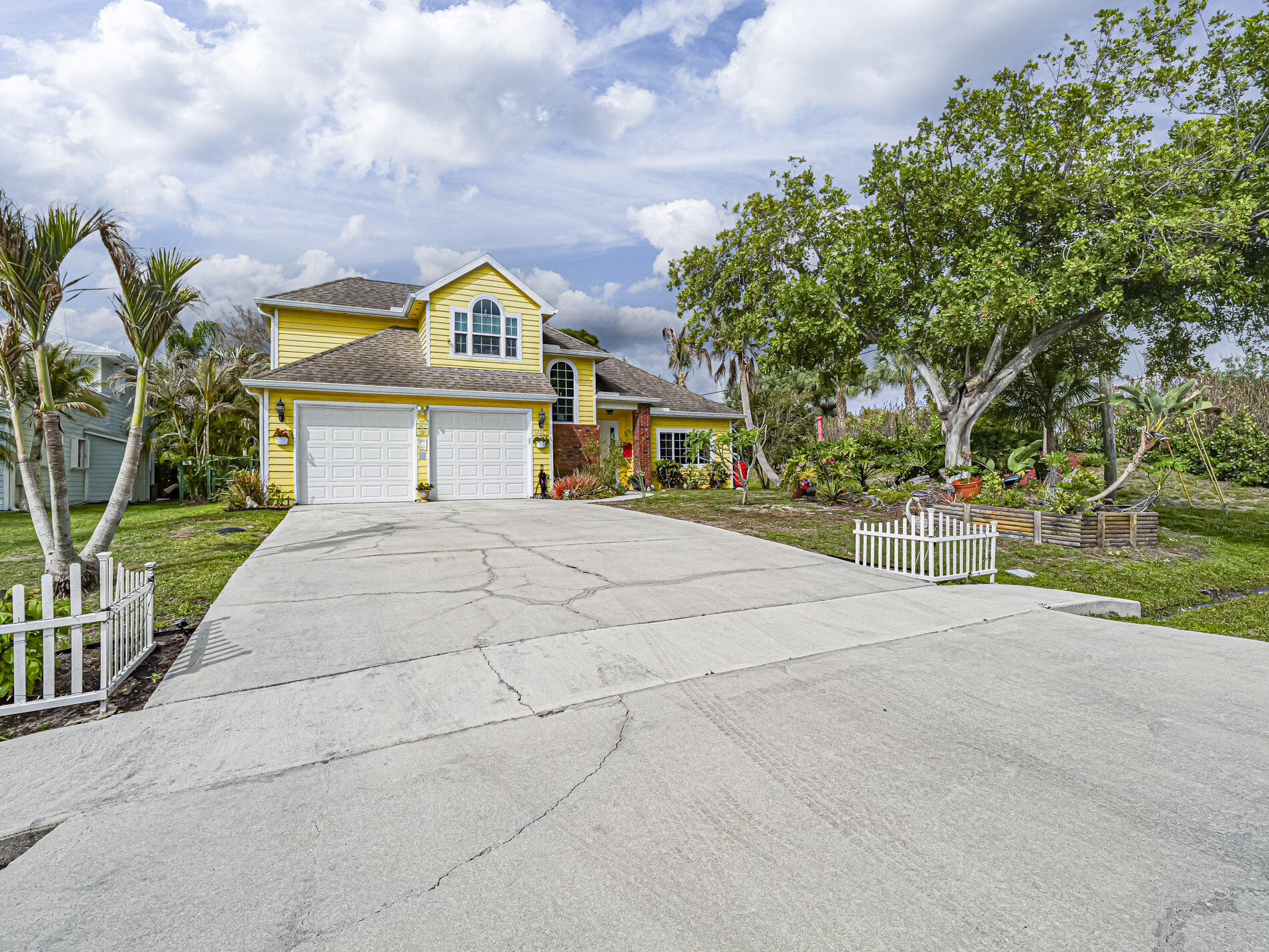 1226 SE Coral Reef Street, Port St. Lucie
