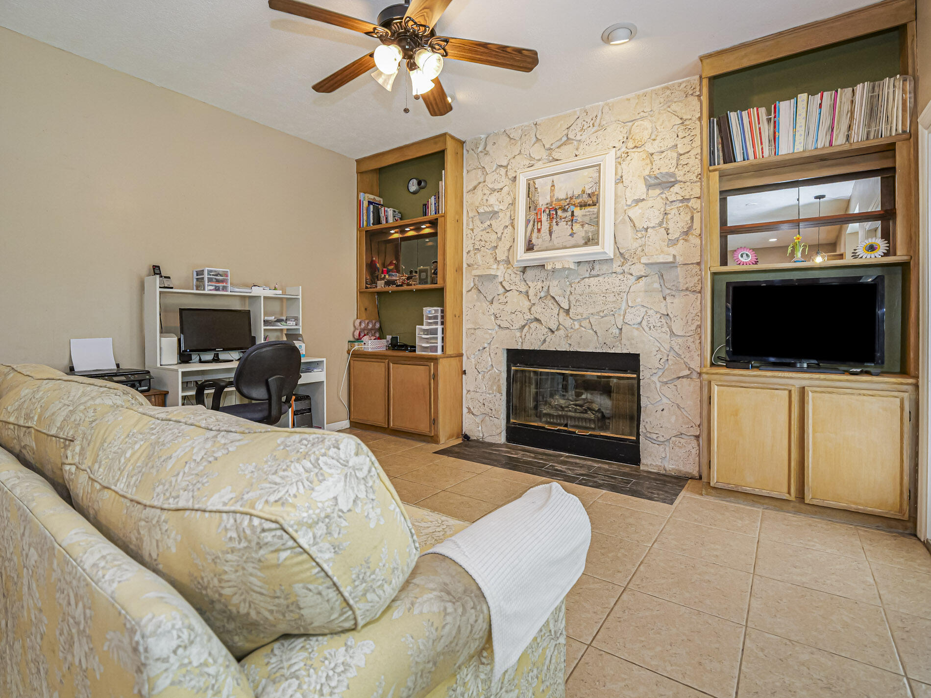 1226 SE Coral Reef Street, Port St. Lucie
