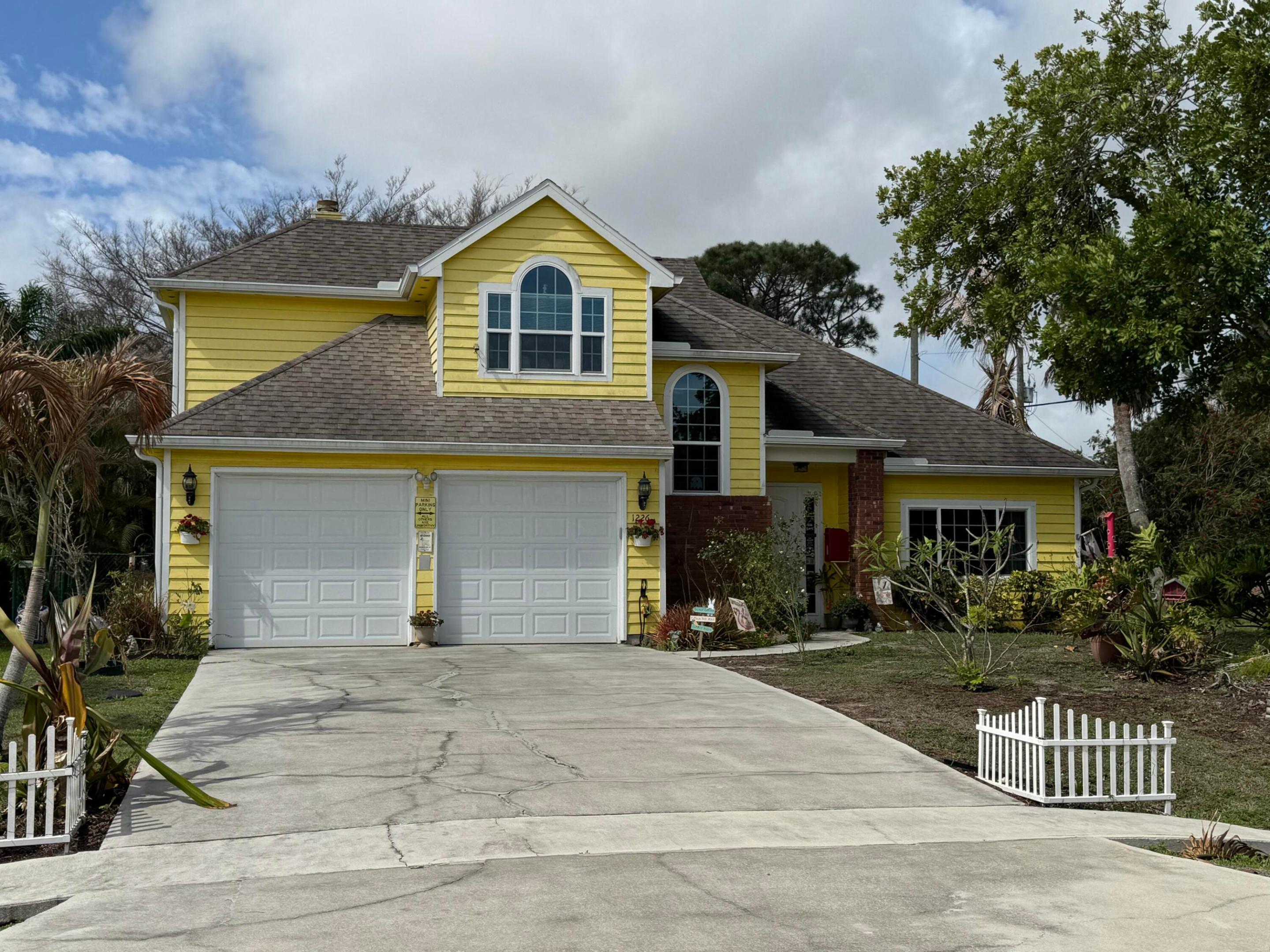 1226 SE Coral Reef Street, Port St. Lucie