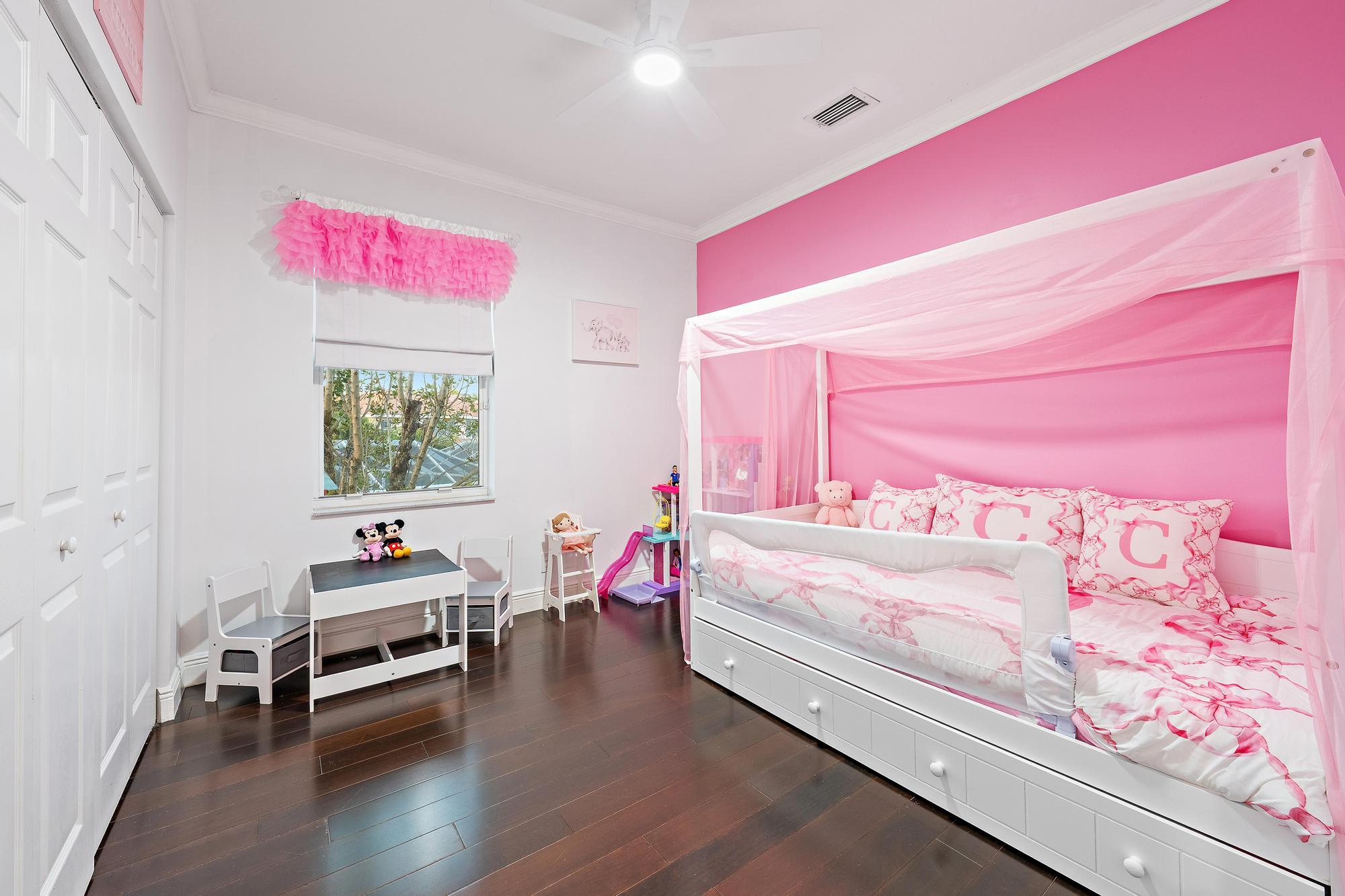 265 Swallowtail Lane