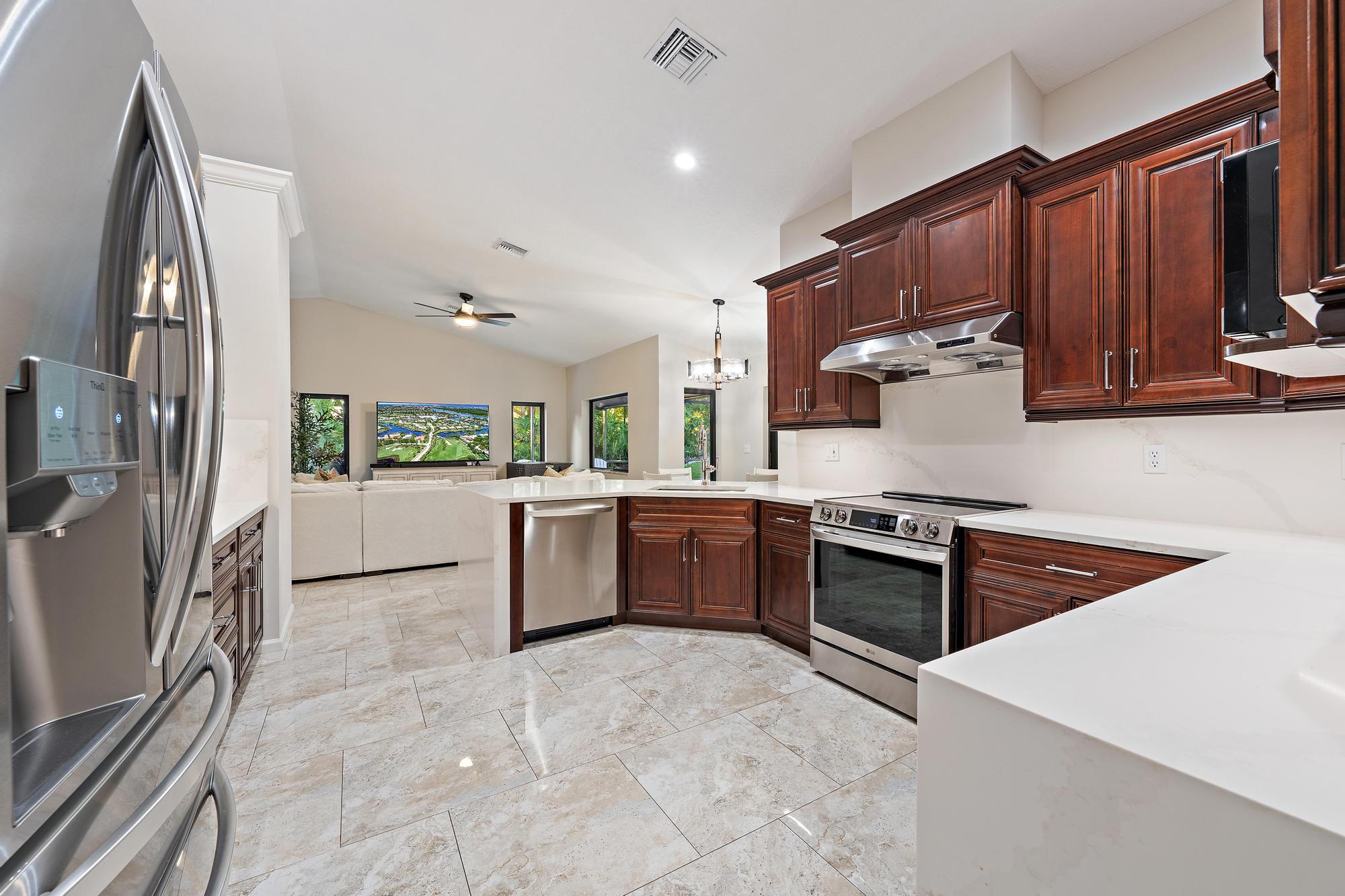 6685 Winding Lake Drive | Jupiter, Florida