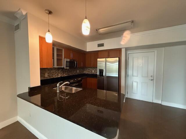 600 S Dixie Highway 303