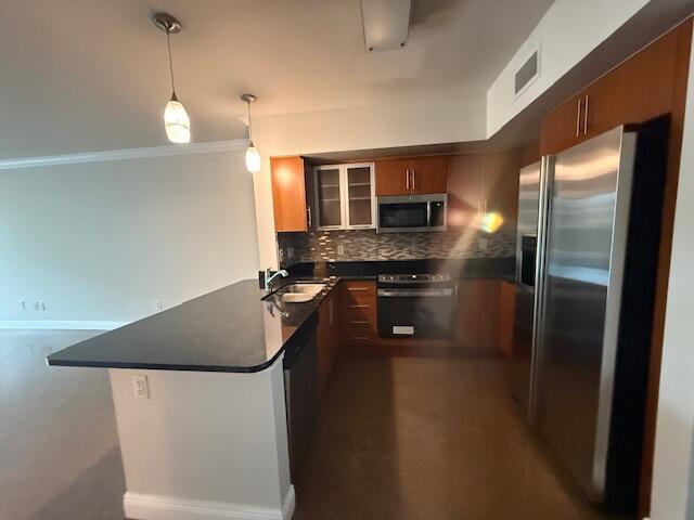 600 S Dixie Highway 303