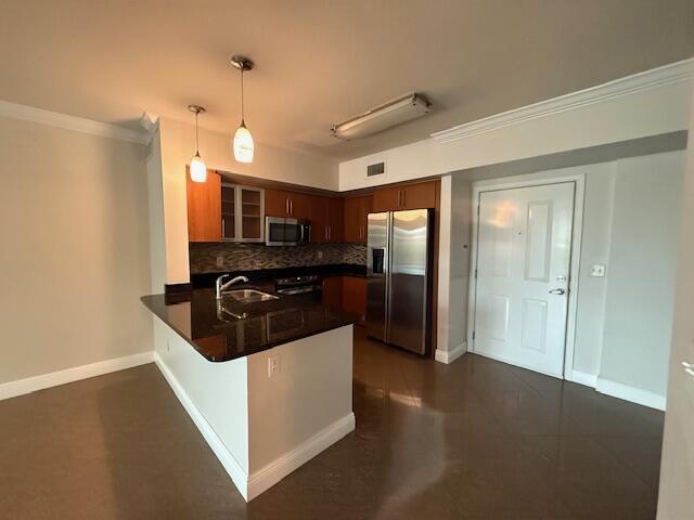 600 S Dixie Highway 303