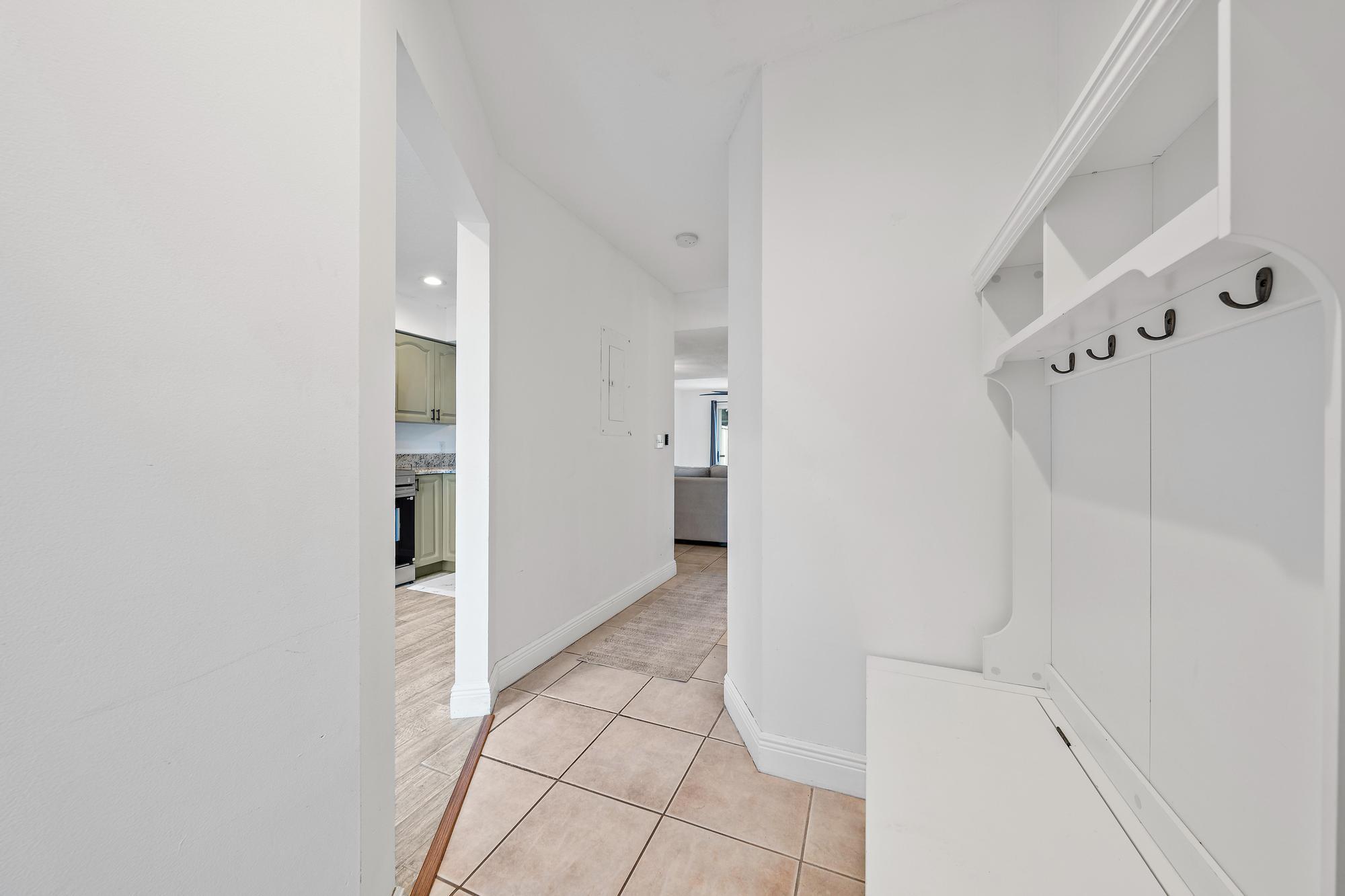 6158 Riverwalk Lane 6