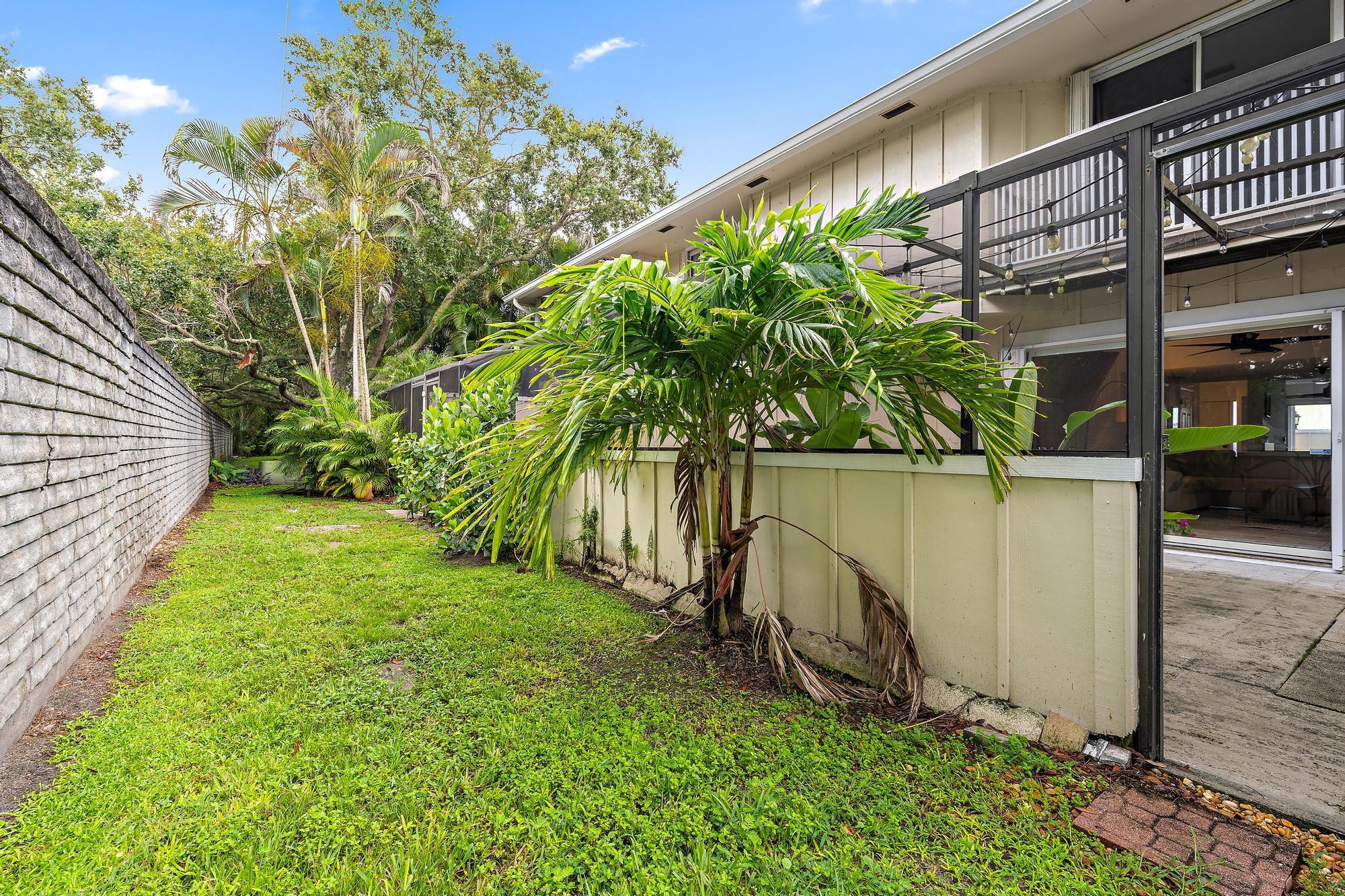 6158 Riverwalk Lane 6
