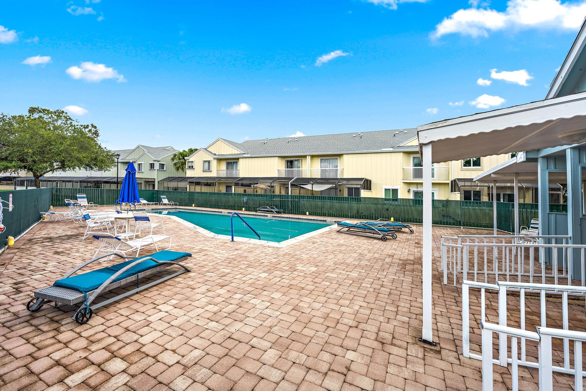 6158 Riverwalk Lane 6
