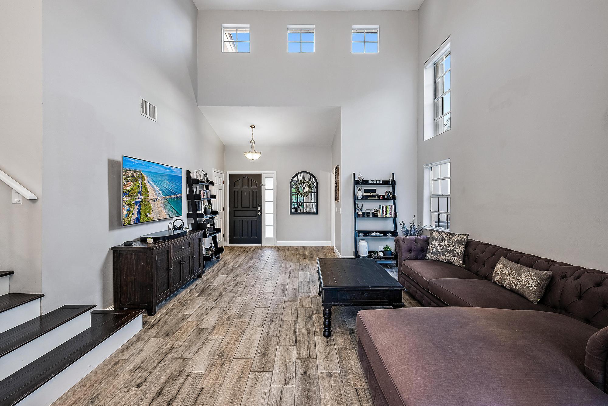 93 Admirals Court