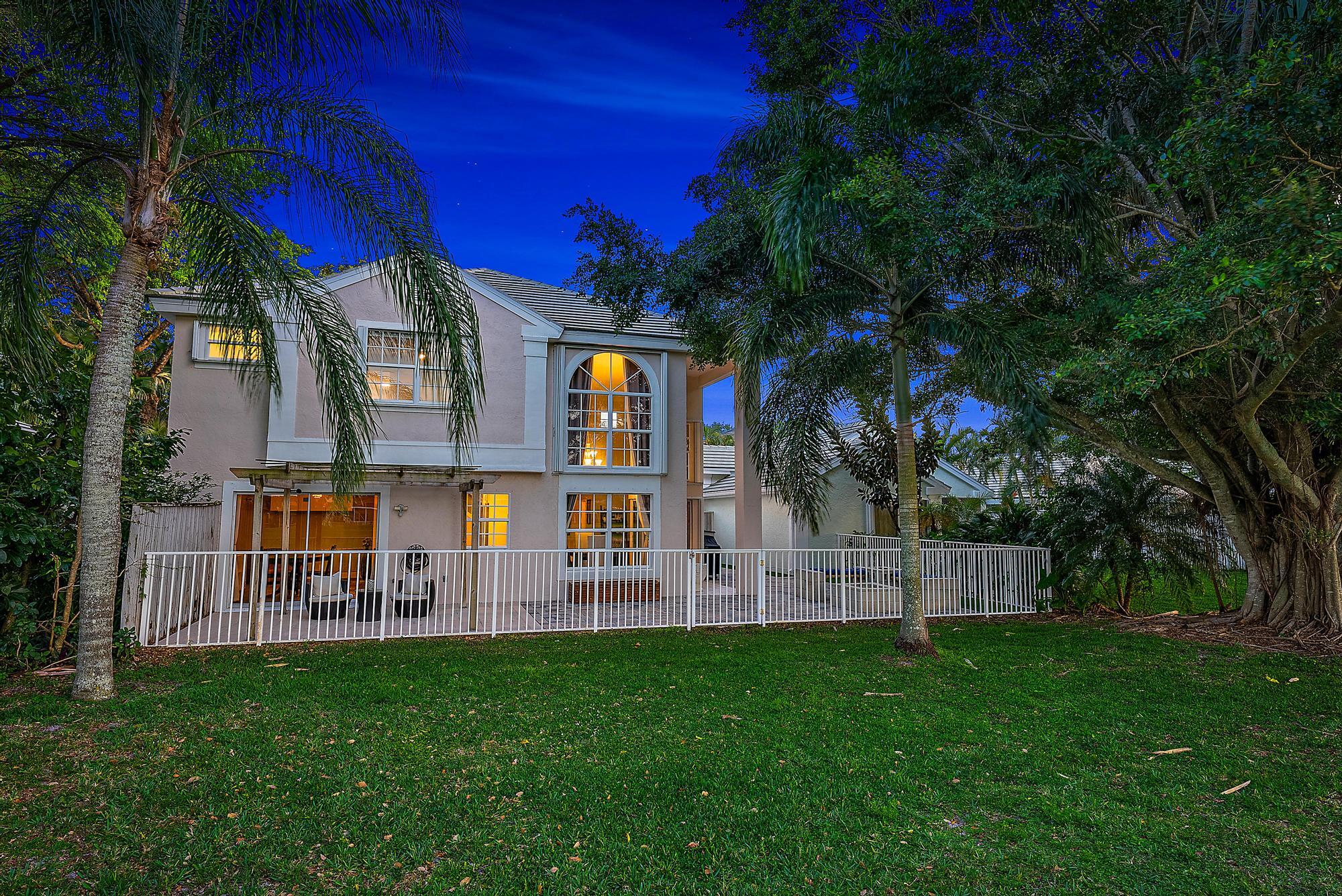 93 Admirals Court