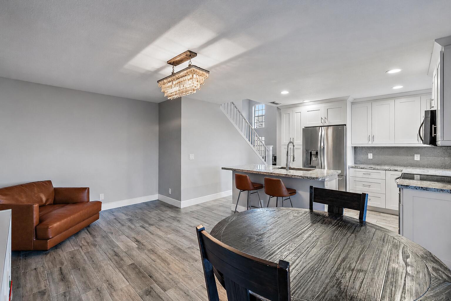 93 Admirals Court