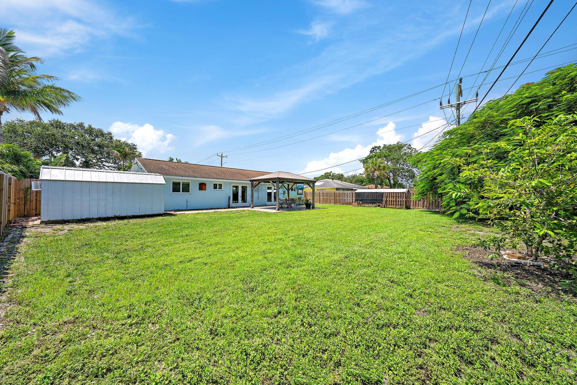 1 WINDSOR Road W