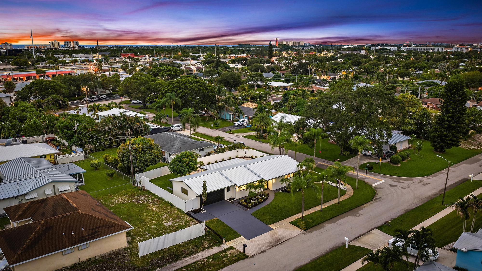 360 Saturn Avenue | Tequesta, Florida