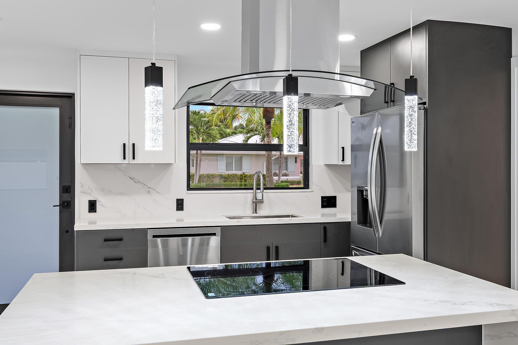 360 Saturn Avenue | Tequesta, Florida