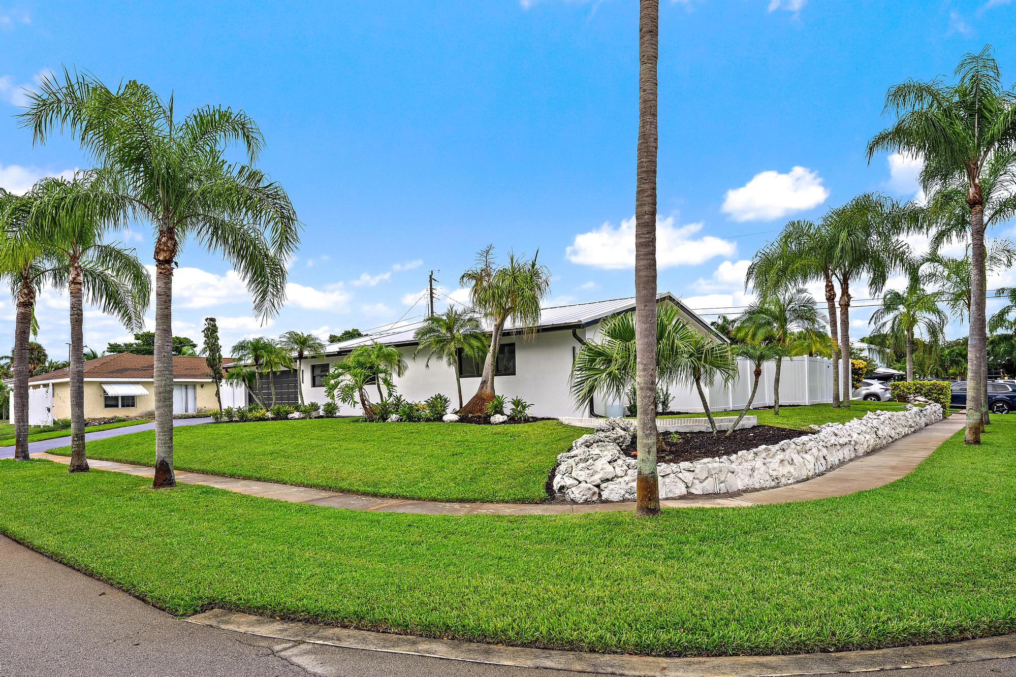 360 Saturn Avenue | Tequesta, Florida