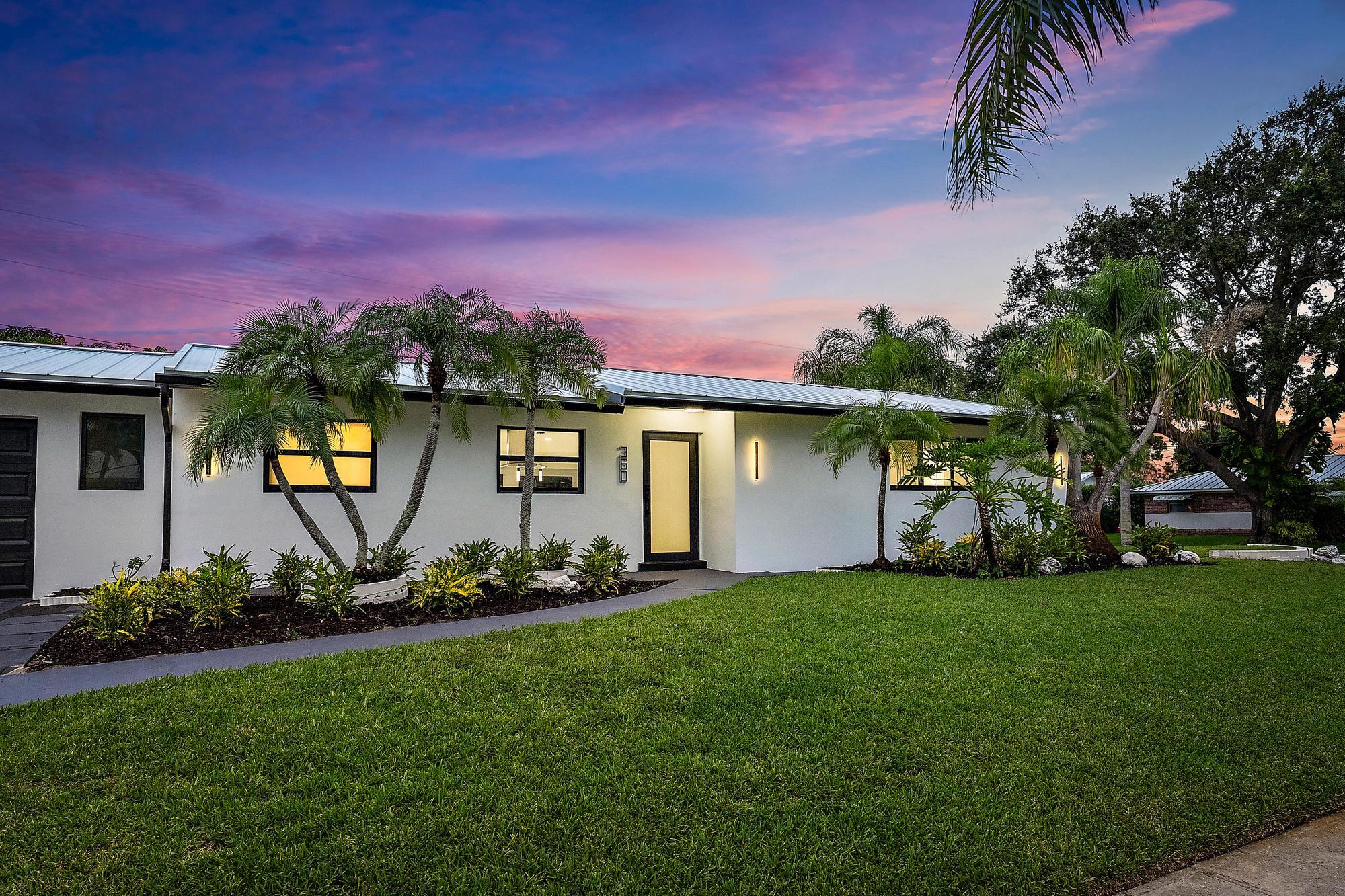 360 Saturn Avenue | Tequesta, Florida