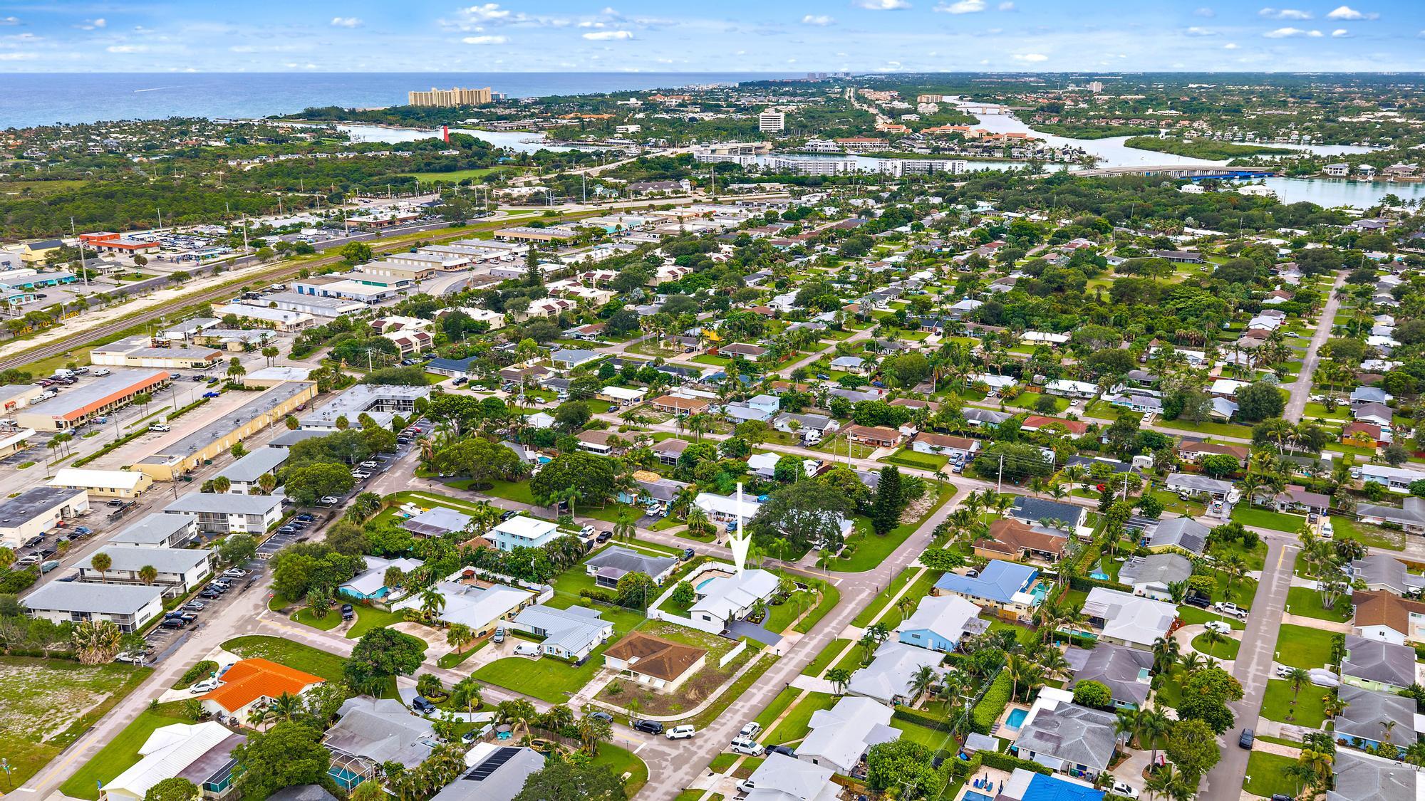 360 Saturn Avenue | Tequesta, Florida