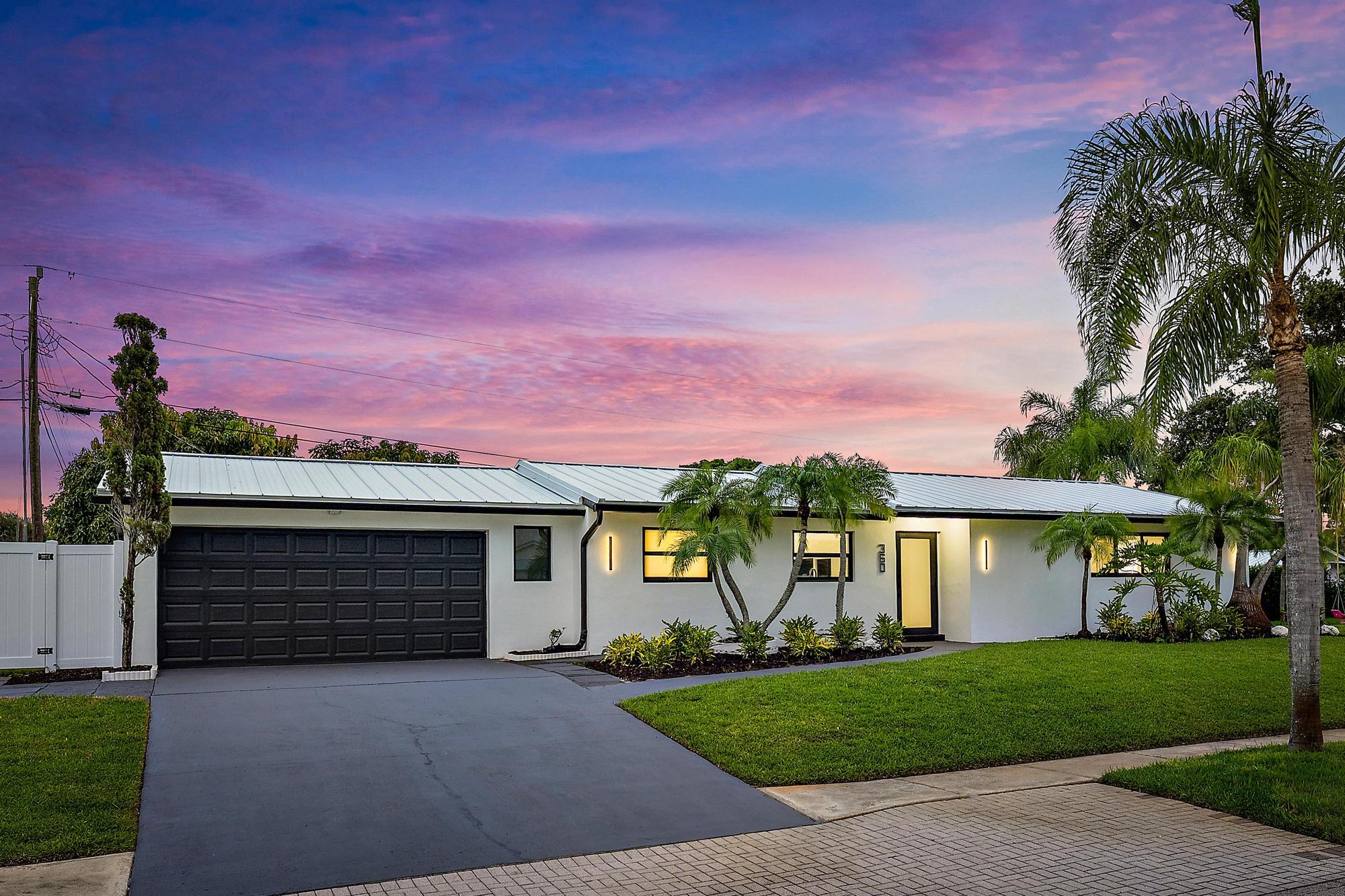 360 Saturn Avenue | Tequesta, Florida