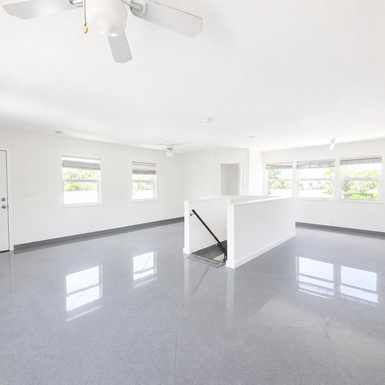 3709 S Olive Avenue 301 Central Dr
