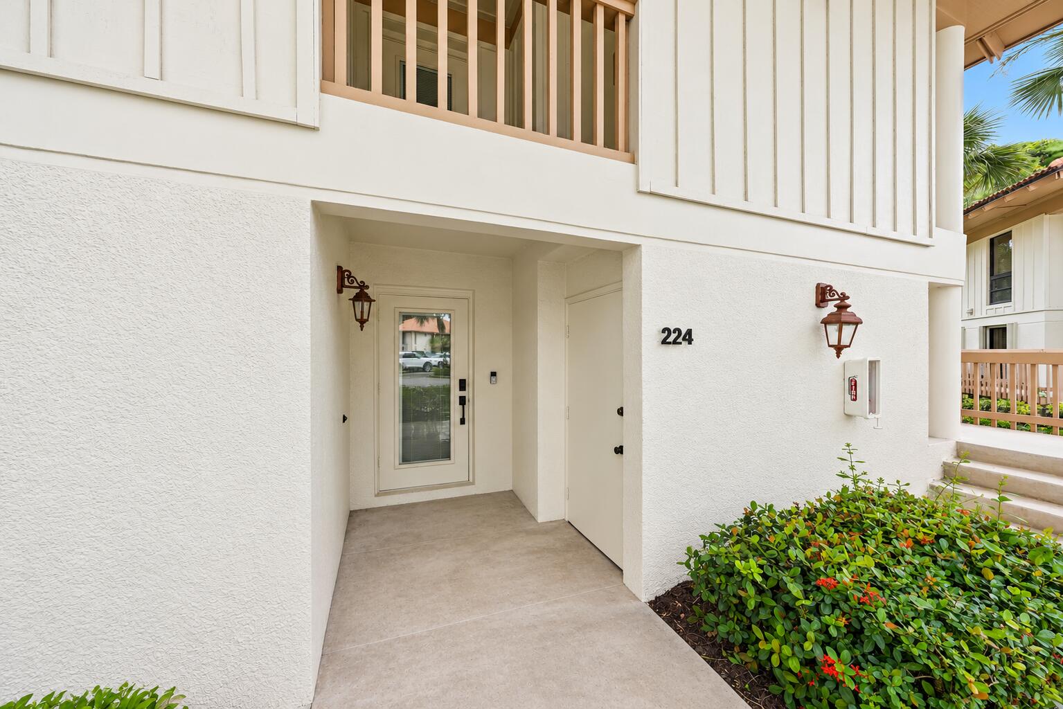 224 Brackenwood Terrace | Palm Beach Gardens, Florida