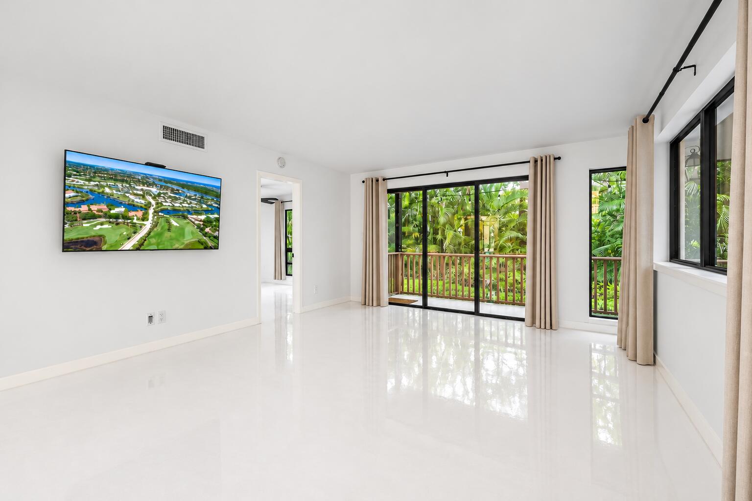 224 Brackenwood Terrace | Palm Beach Gardens, Florida