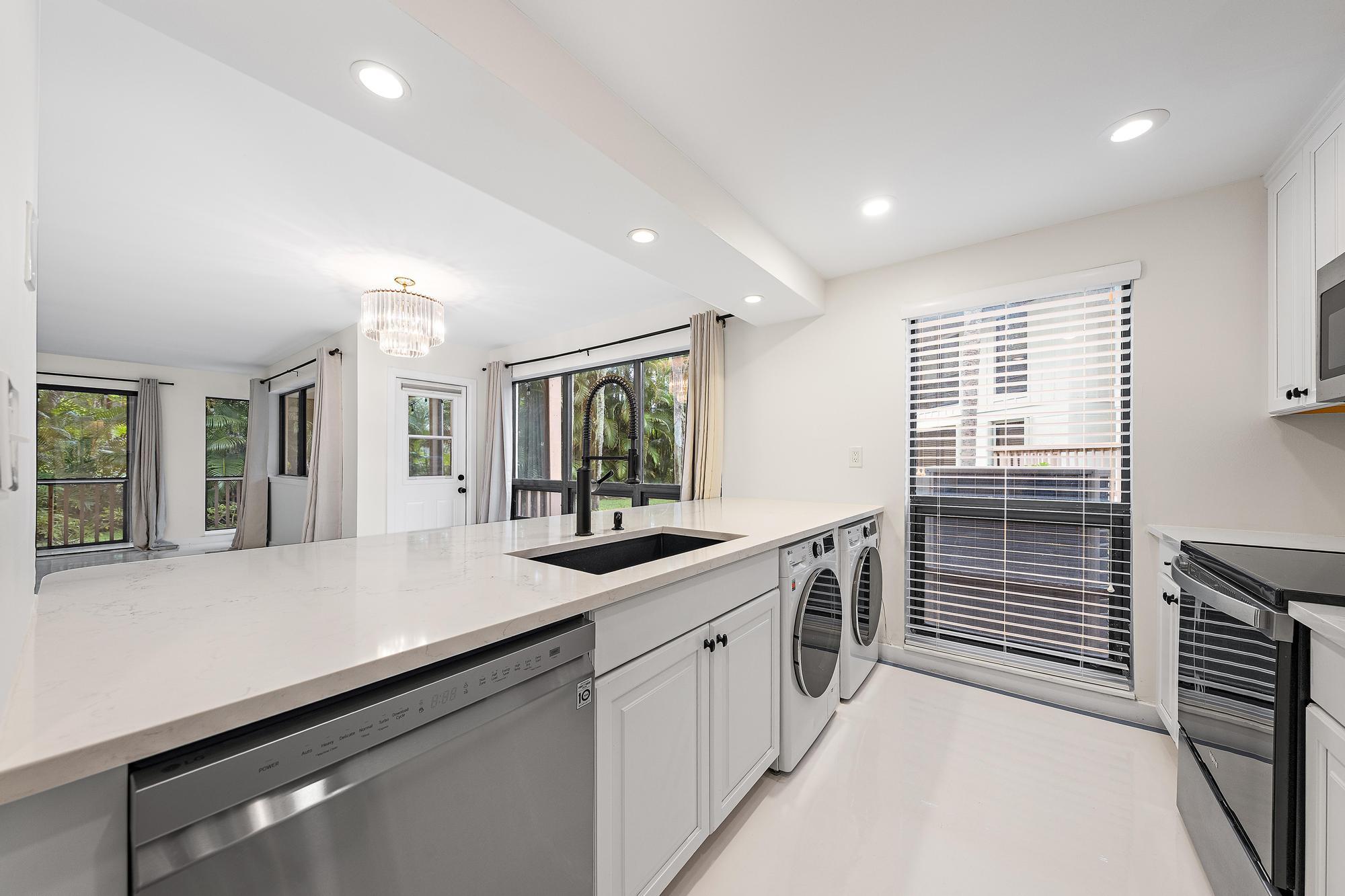 224 Brackenwood Terrace | Palm Beach Gardens, Florida
