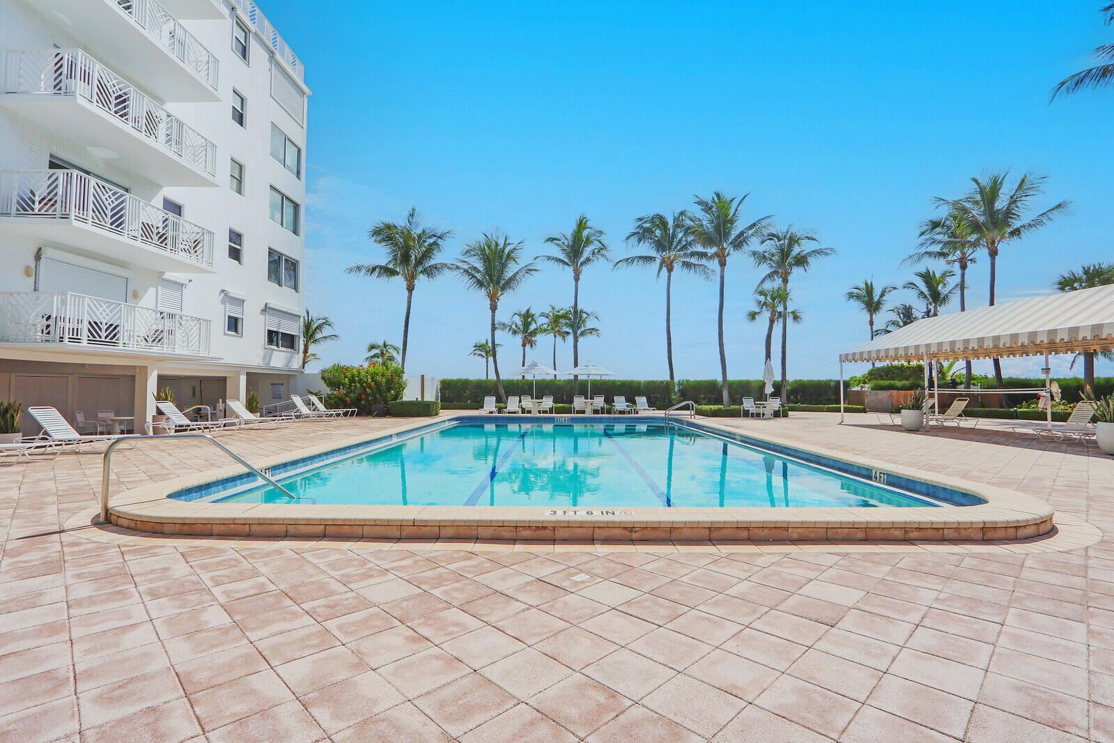 139 Sunrise Avenue 1090