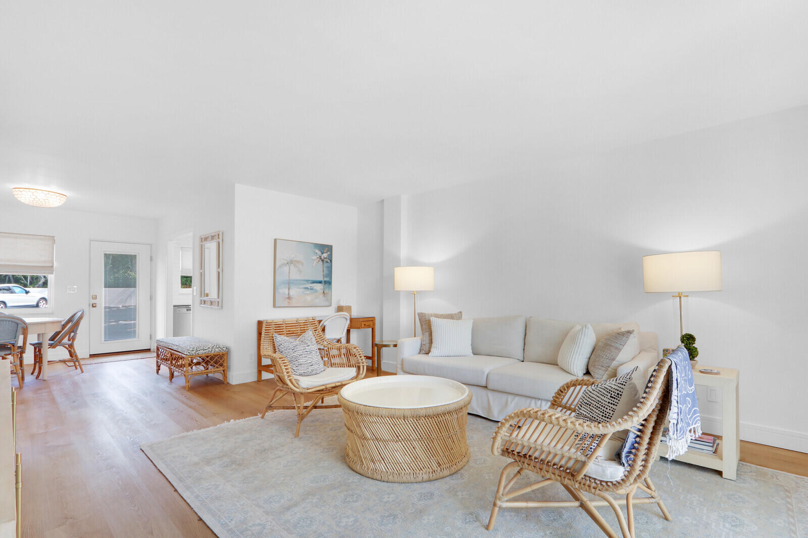 139 Sunrise Avenue 1090