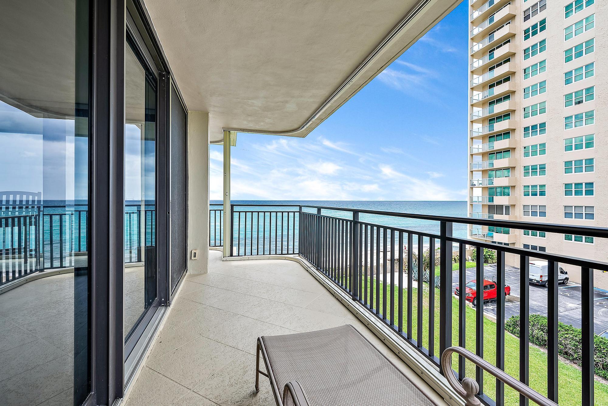 5460 N OCEAN Drive 3B