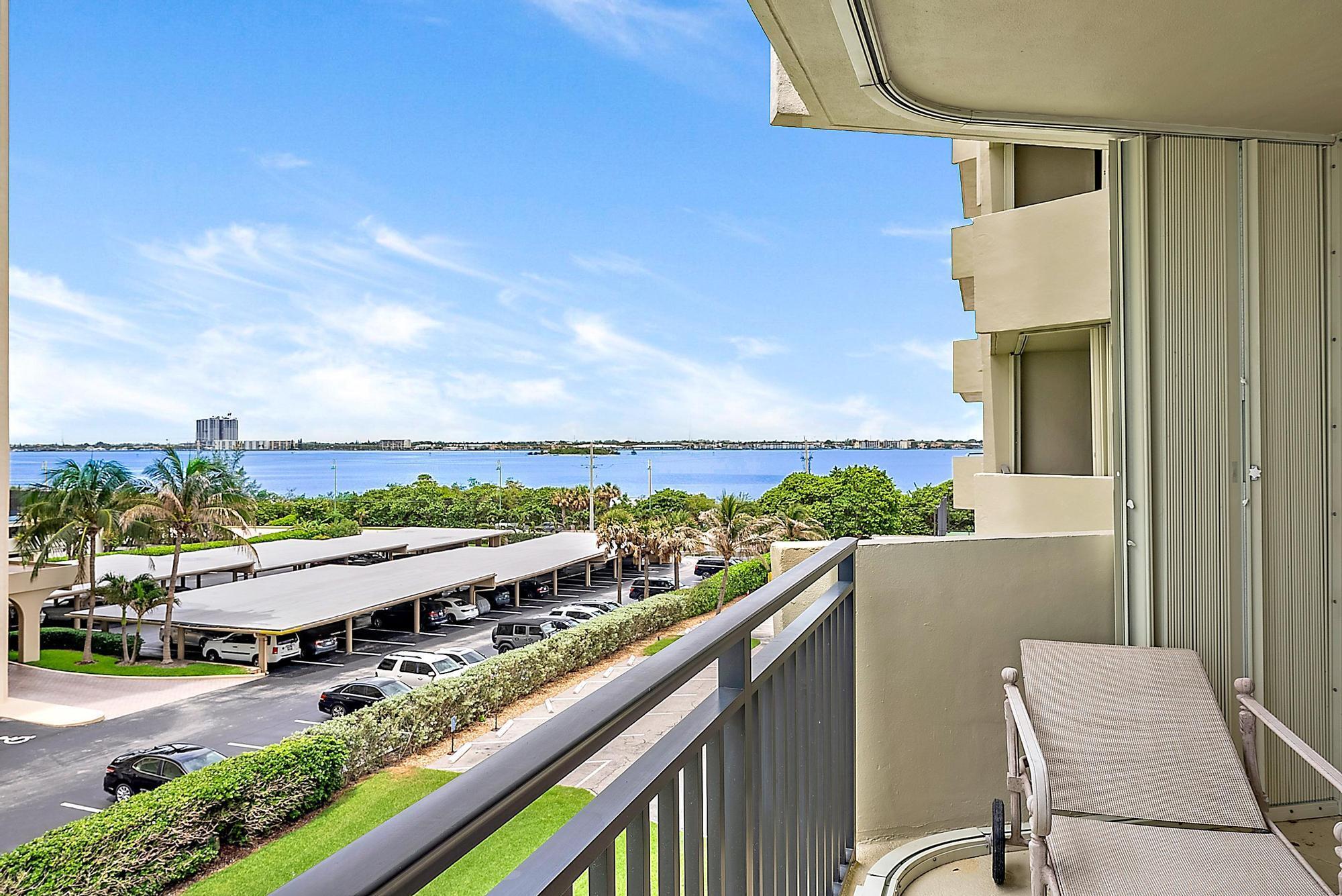 5460 N OCEAN Drive 3B