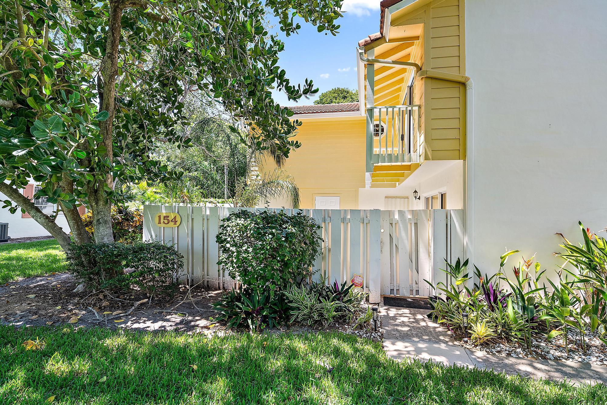 154 Seabreeze Circle