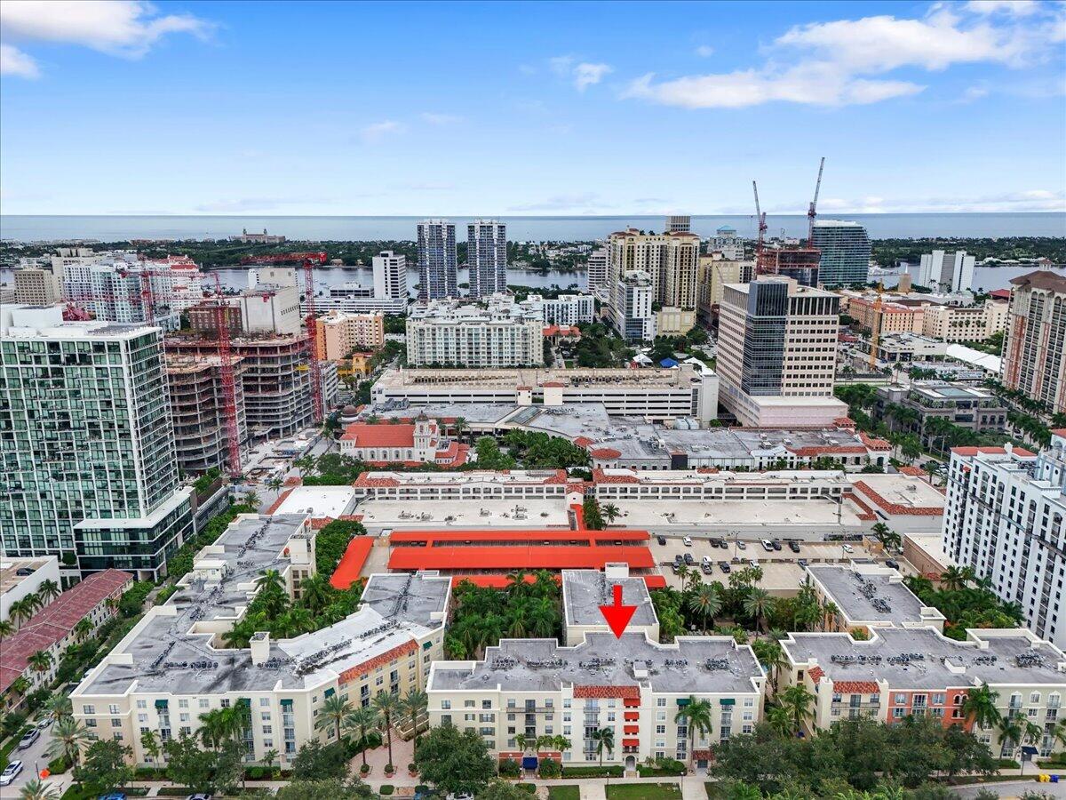 720 S Sapodilla Avenue 204